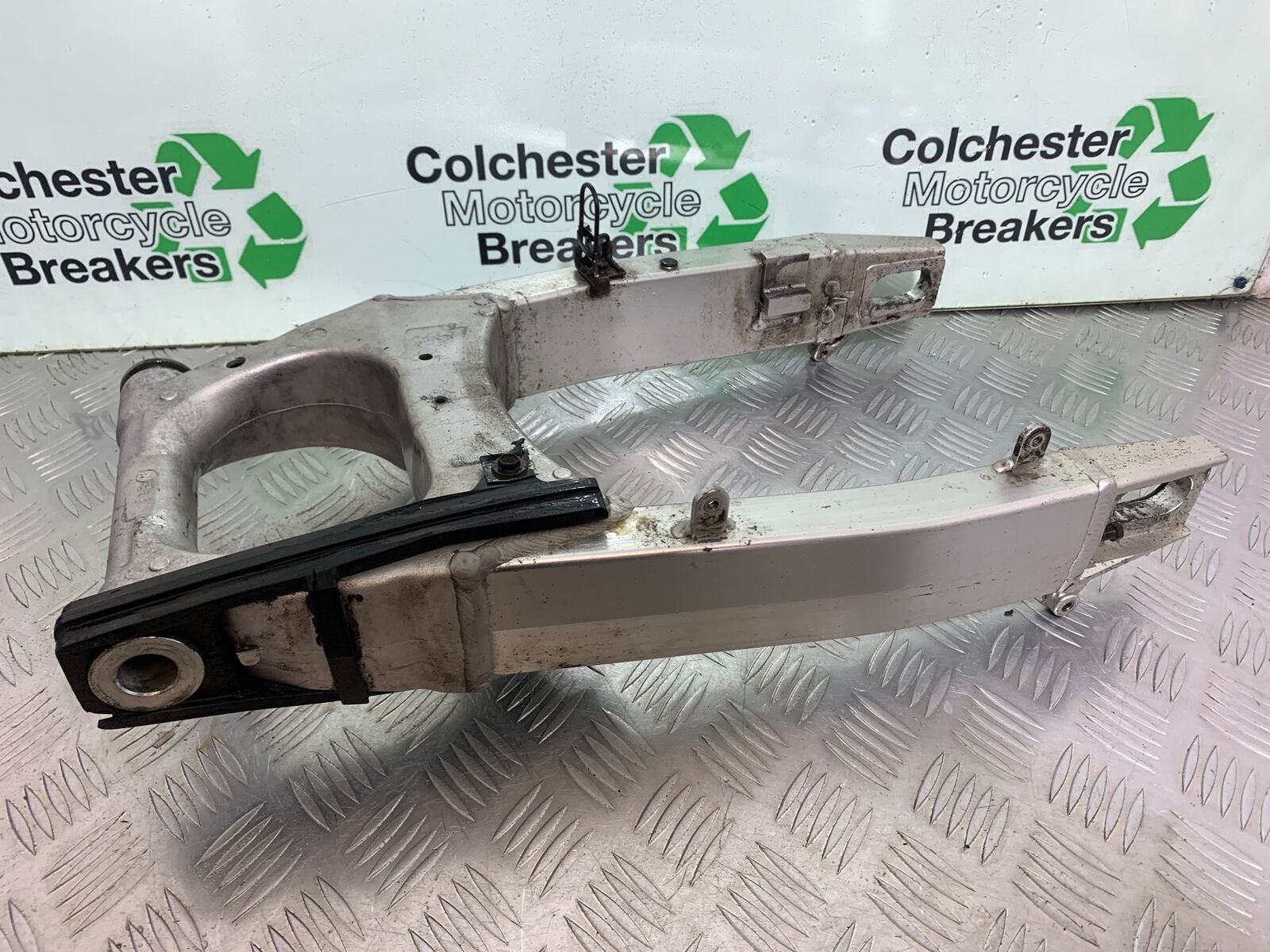 SUZUKI SV1000 SV 1000 K4 SWINGARM YEAR 2003-2007 (CMB1042)