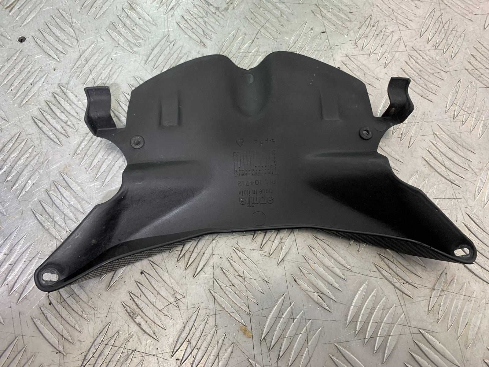APRILIA RSV1000 RSV 1000 MILLE LOWER FAIRING INFILL PANEL  1998- 2003 (CMB1184)