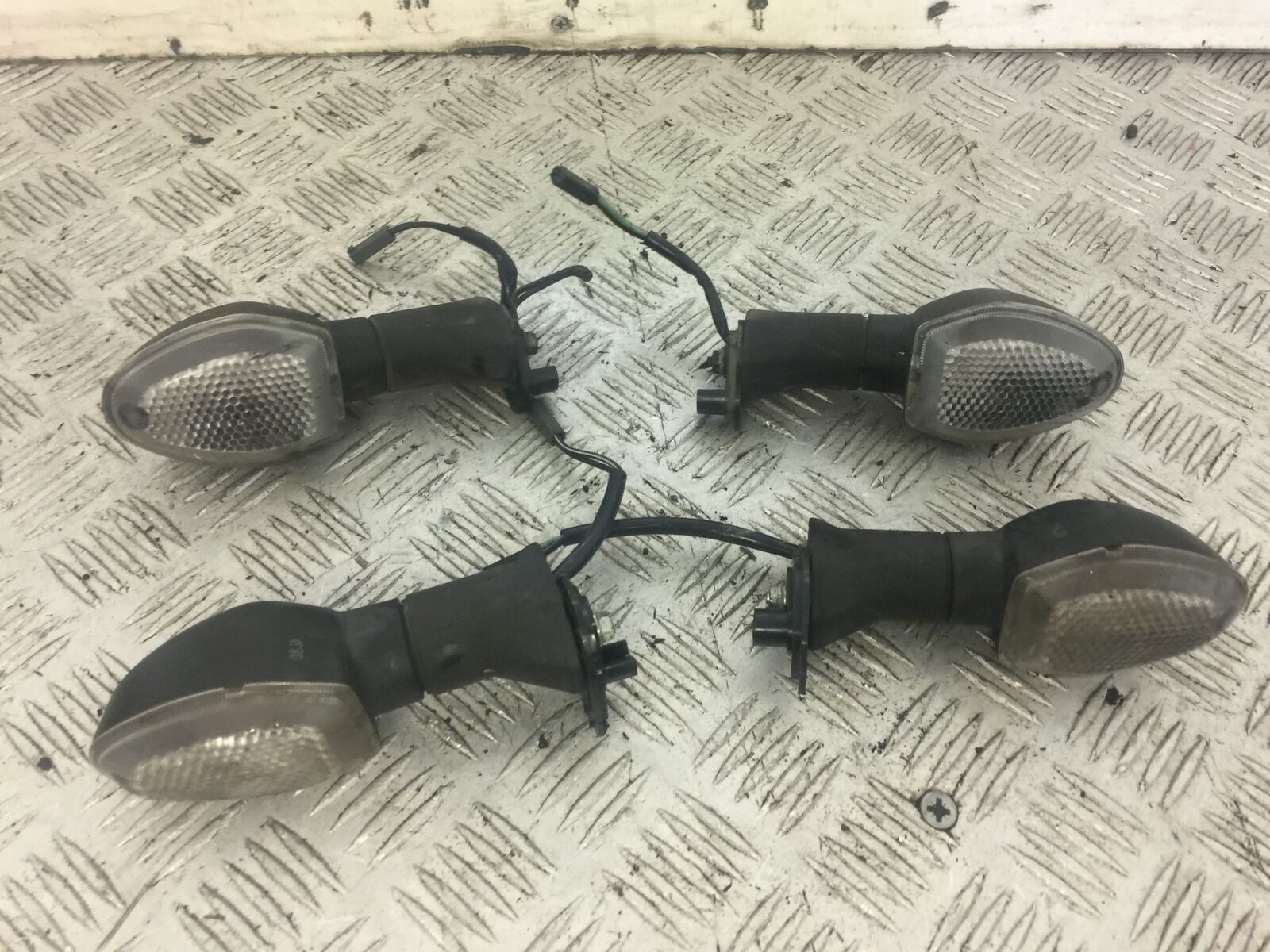 SUZUKI DL 650 V-STROM FRONT AND REAR INDICATORS  YEAR 2017 (STOCK 638)