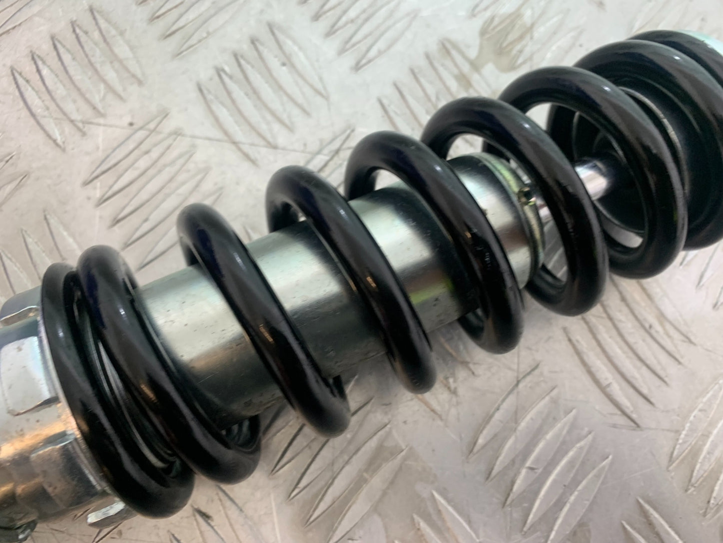 TRIUMPH TRIDENT 660 REAR SHOCK   YEAR 2021-2024 (CMB1148)