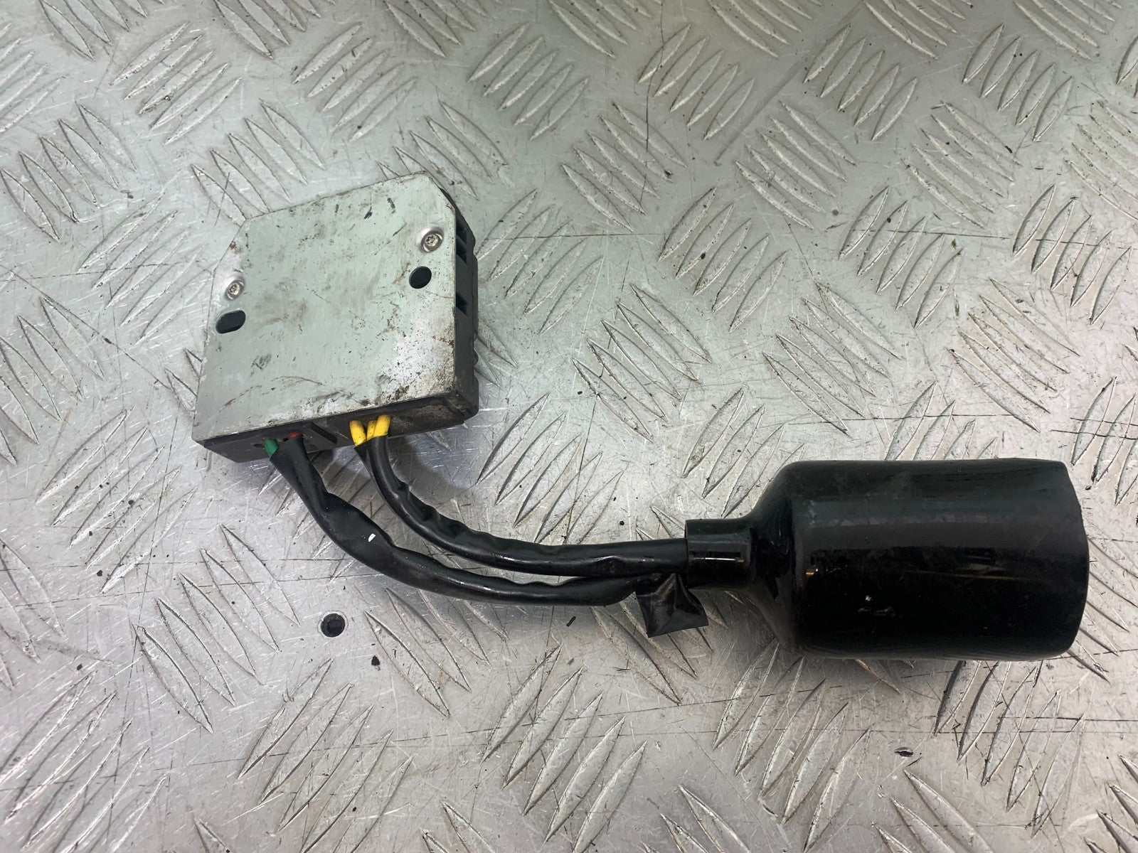 HONDA NT 700 V DEAUVILLE REGULATOR   YEAR 2006-2011 (CMB1211)