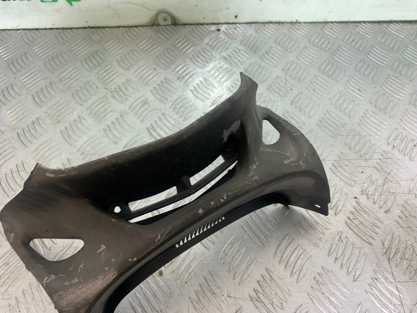 HONDA NT 700 V DEAUVILLE LOWER TOP FAIRING INFILL   YEAR 2006-2011 (CMB1211)