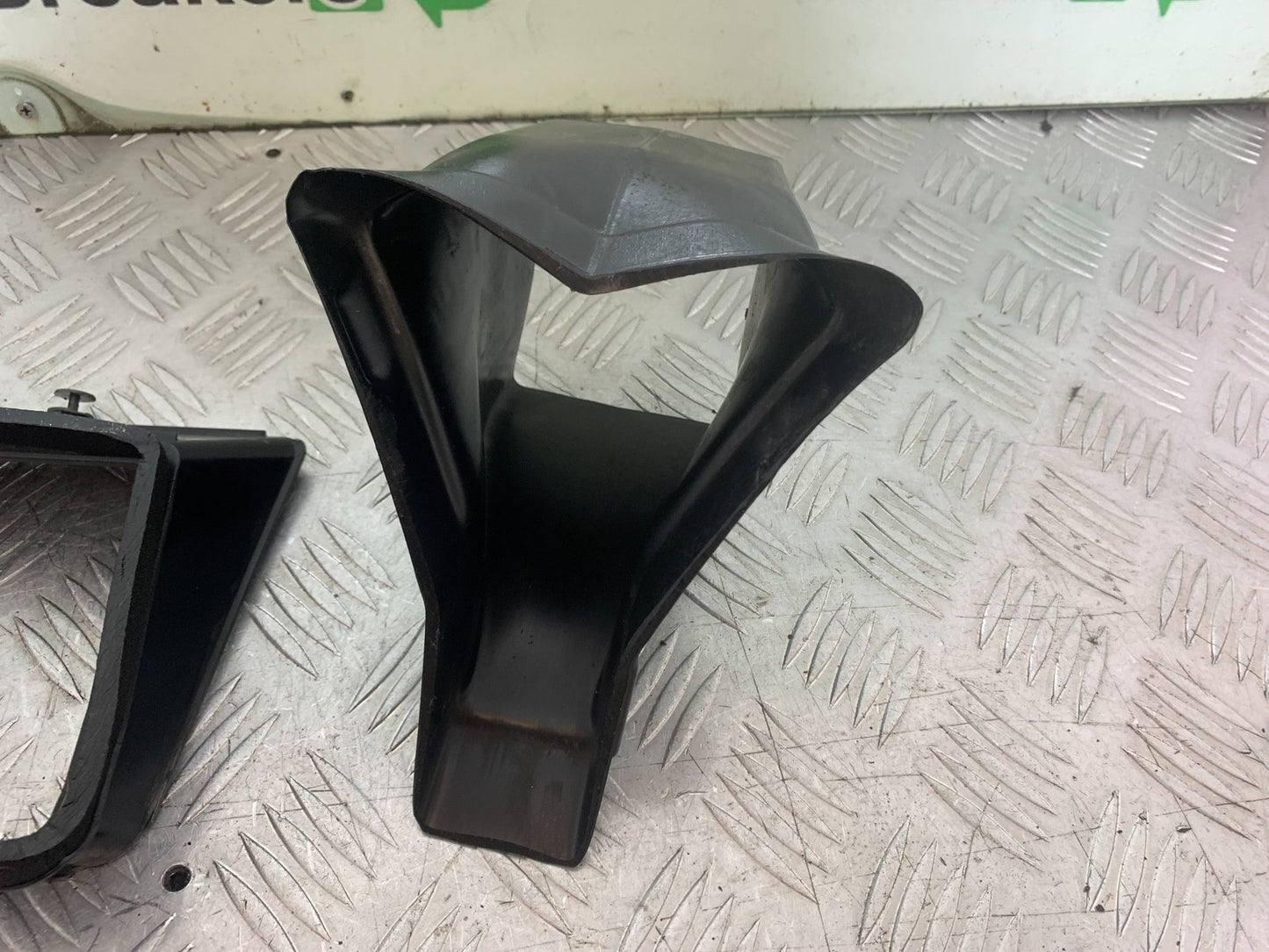 BMW S1000 RR AIR TUBE  YEAR 2015-2018 (CMB1246)