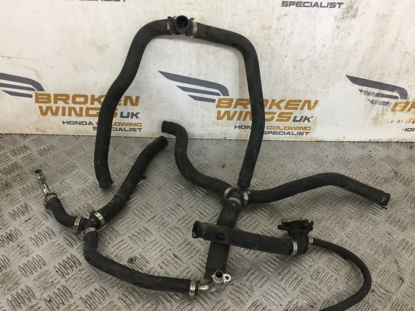 HONDA GL1800 GL 1800 WATER PIPES   YEAR 2004-10 ABS (STOCK 890)