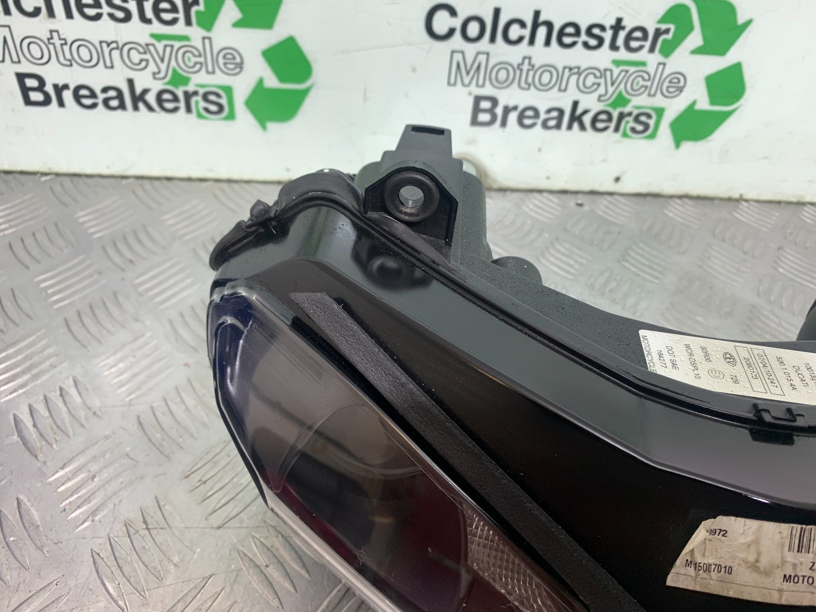 DUCATI 1198 S HEADLIGHT  YEAR 2009-2011 (CMB1219)