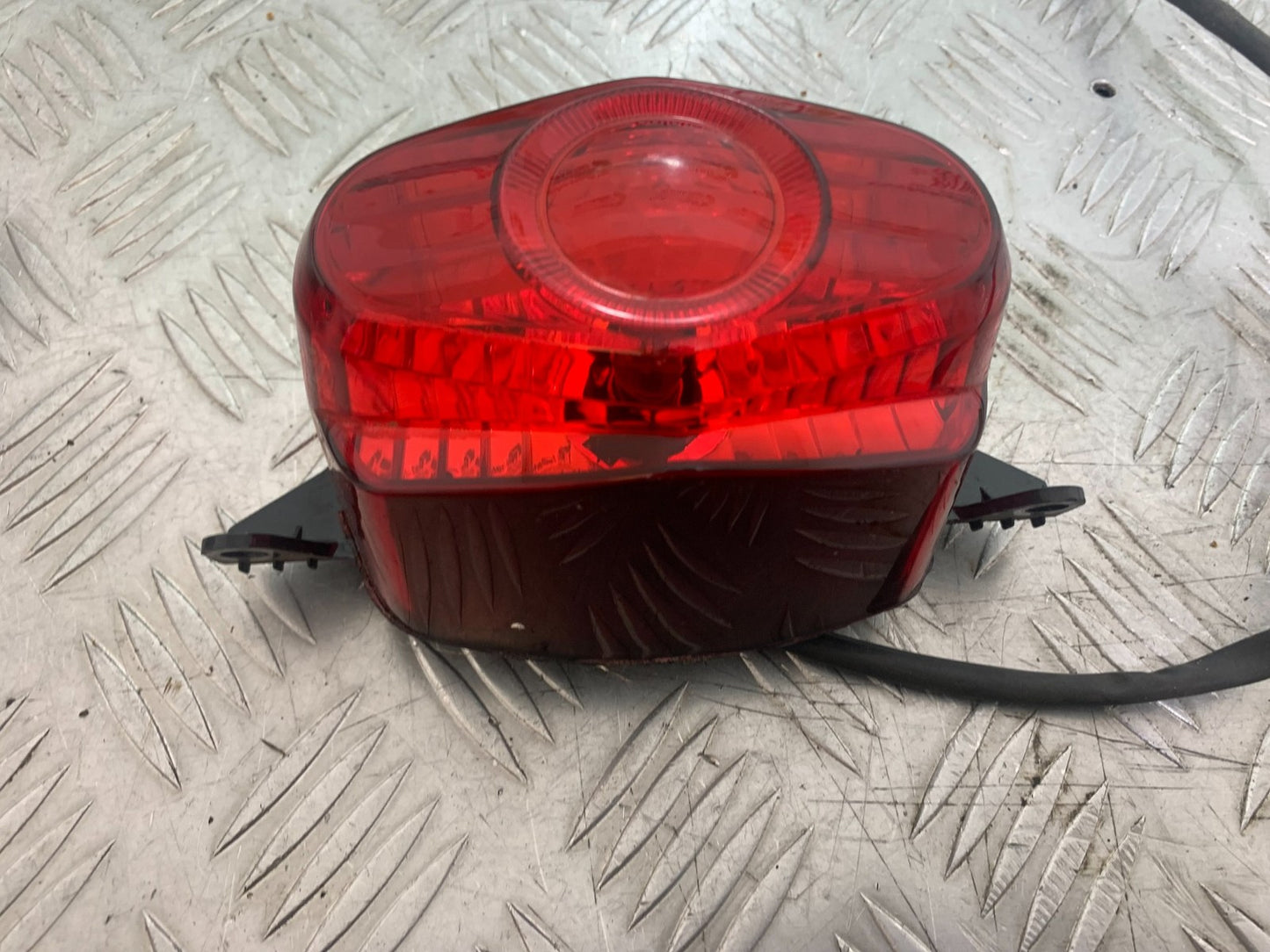 HONDA CBF125 CBF 125 REAR LIGHT   YEAR 2009-14  (CMB1172)