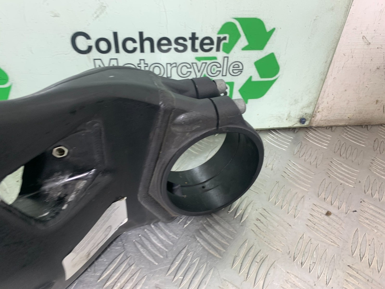DUCATI 1198 S SWINGARM YEAR 2009-2011 (CMB1219)