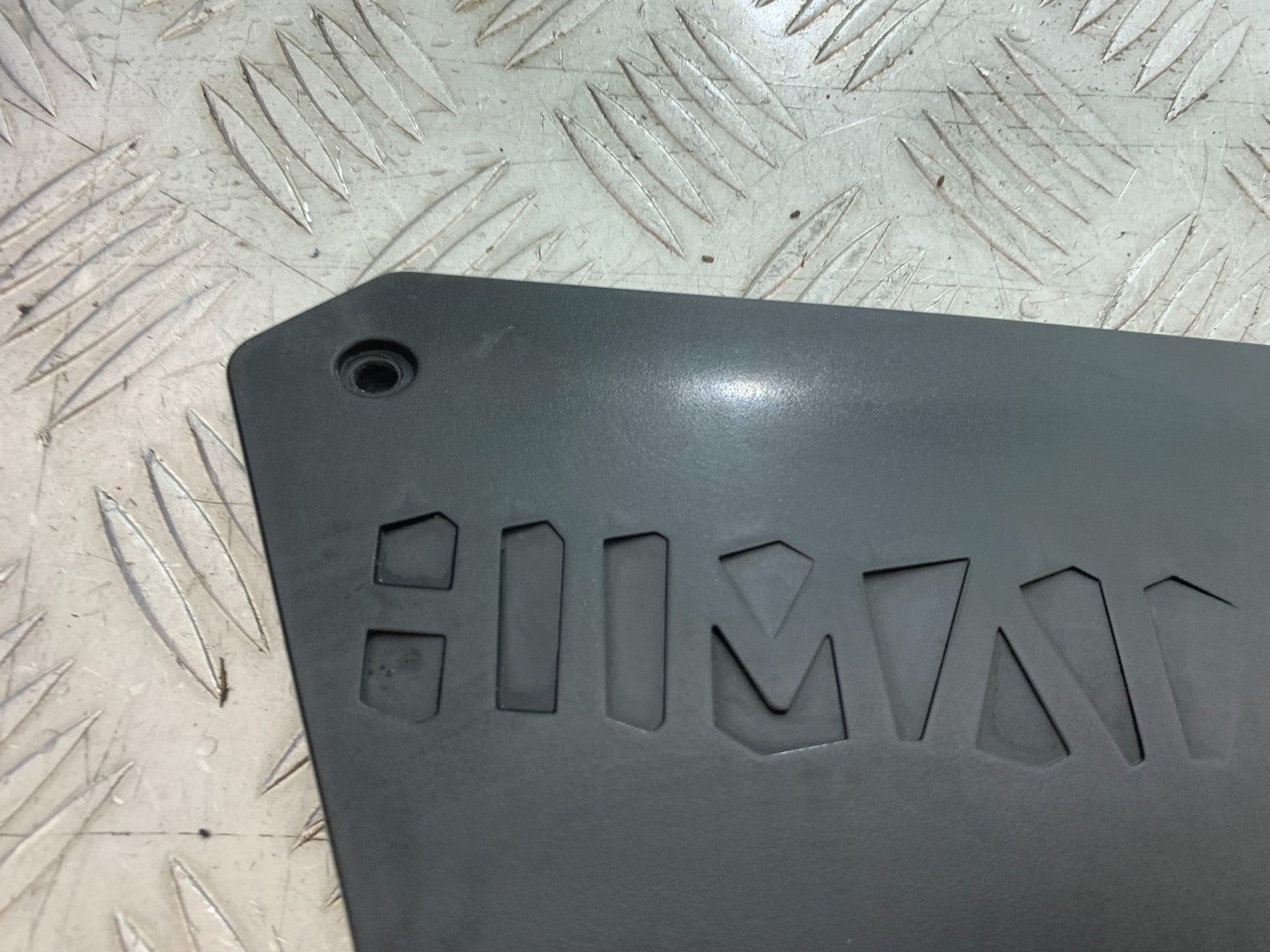 ROYAL ENFIELD HIMALAYAN 411 SIDE PANEL  YEAR 2018-2023 (CMB1279)