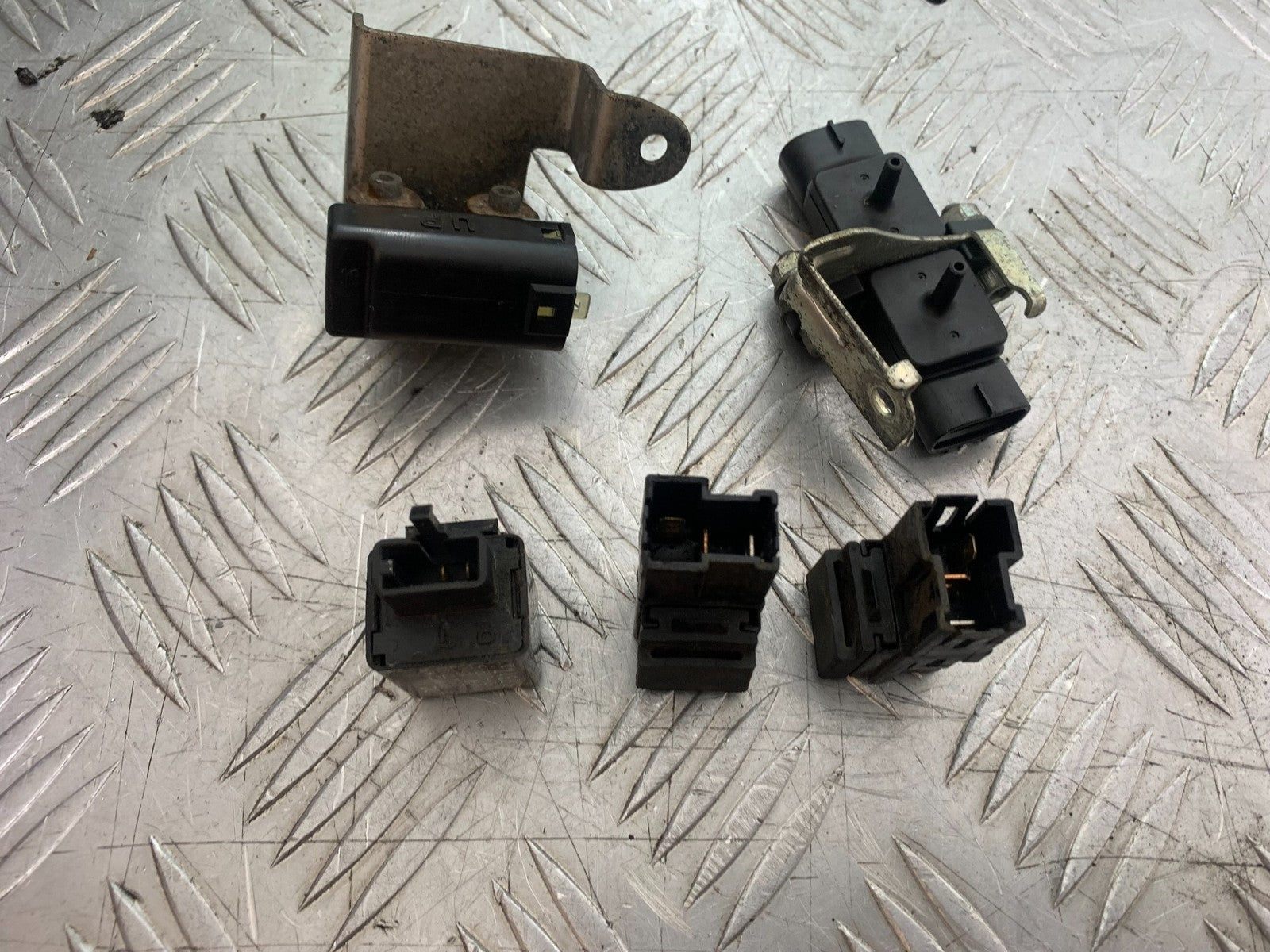 YAMAHA XVS 1300 MIDNIGHT STAR RELAYS YEAR 2007-16 (CMB1200)