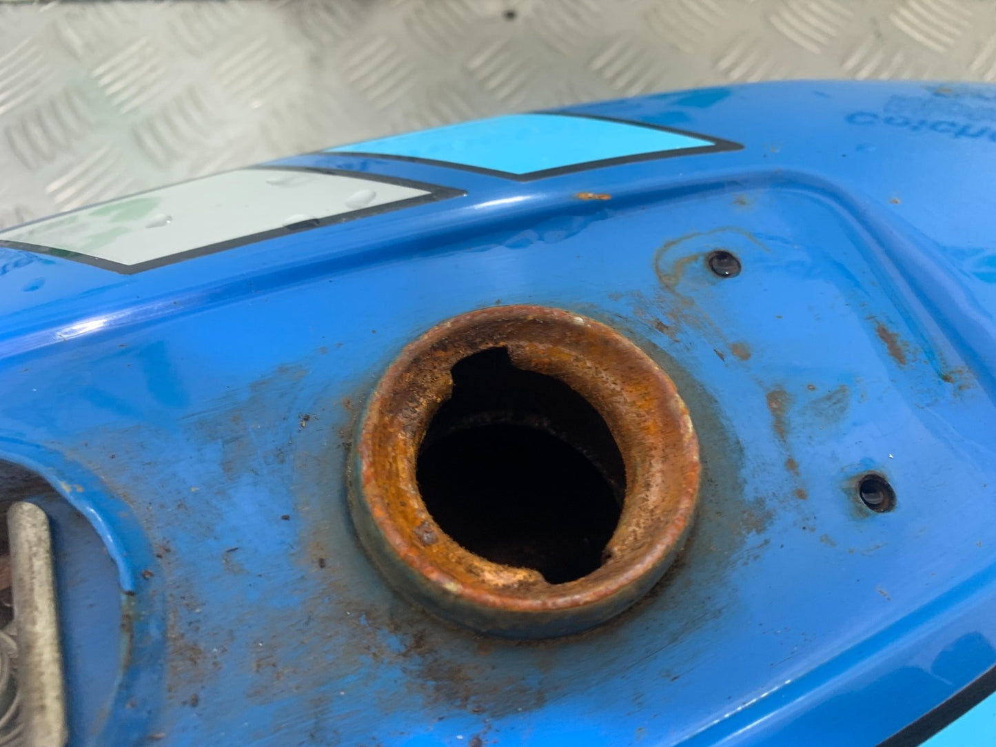 SUZUKI GP100 GP 100 PETROL TANK   YEAR 1978-1988 (CMB1259)