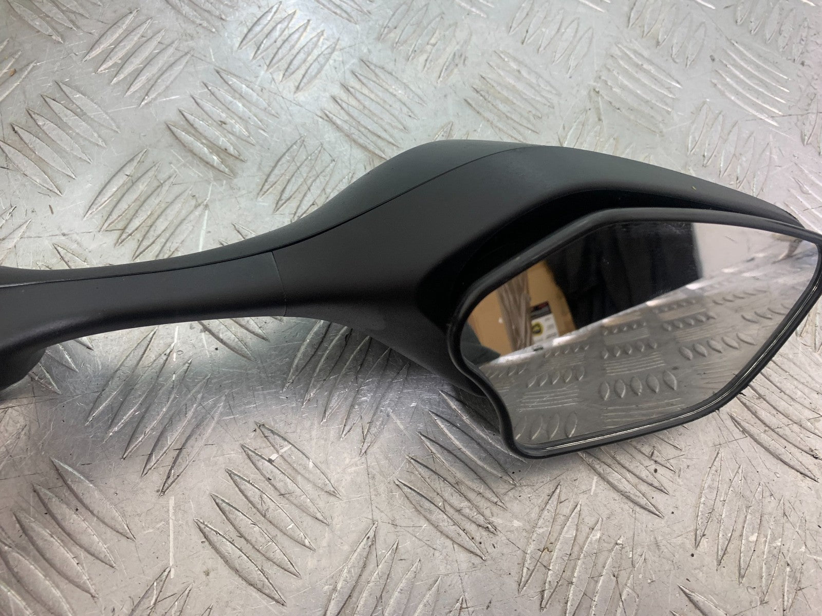 HONDA CBR1000 rr FIREBLADE RIGHT MIRROR YEAR 2012-2016 (CMB1198)