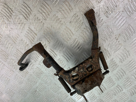 PIAGGIO VESPA LX50 LX S 50 CENTER STAND   YEAR 2007-2016 (CMB1290)