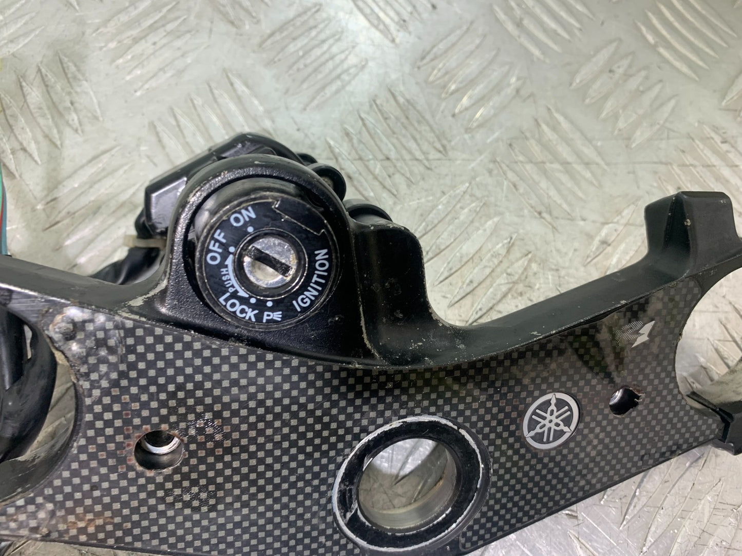 YAMAHA YZF R1 LOCKS AND KEYS  YEAR 1998-99 (CMB1291)
