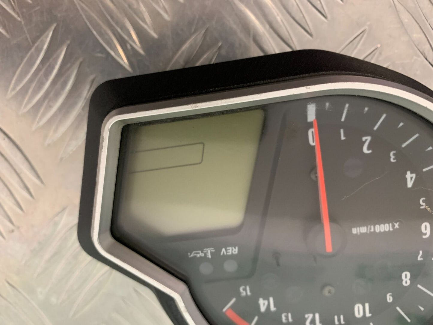 HONDA CBR1000 rr FIREBLADE CLOCKS SPEEDO DASH YEAR 2008-2011 (STOCK 986)