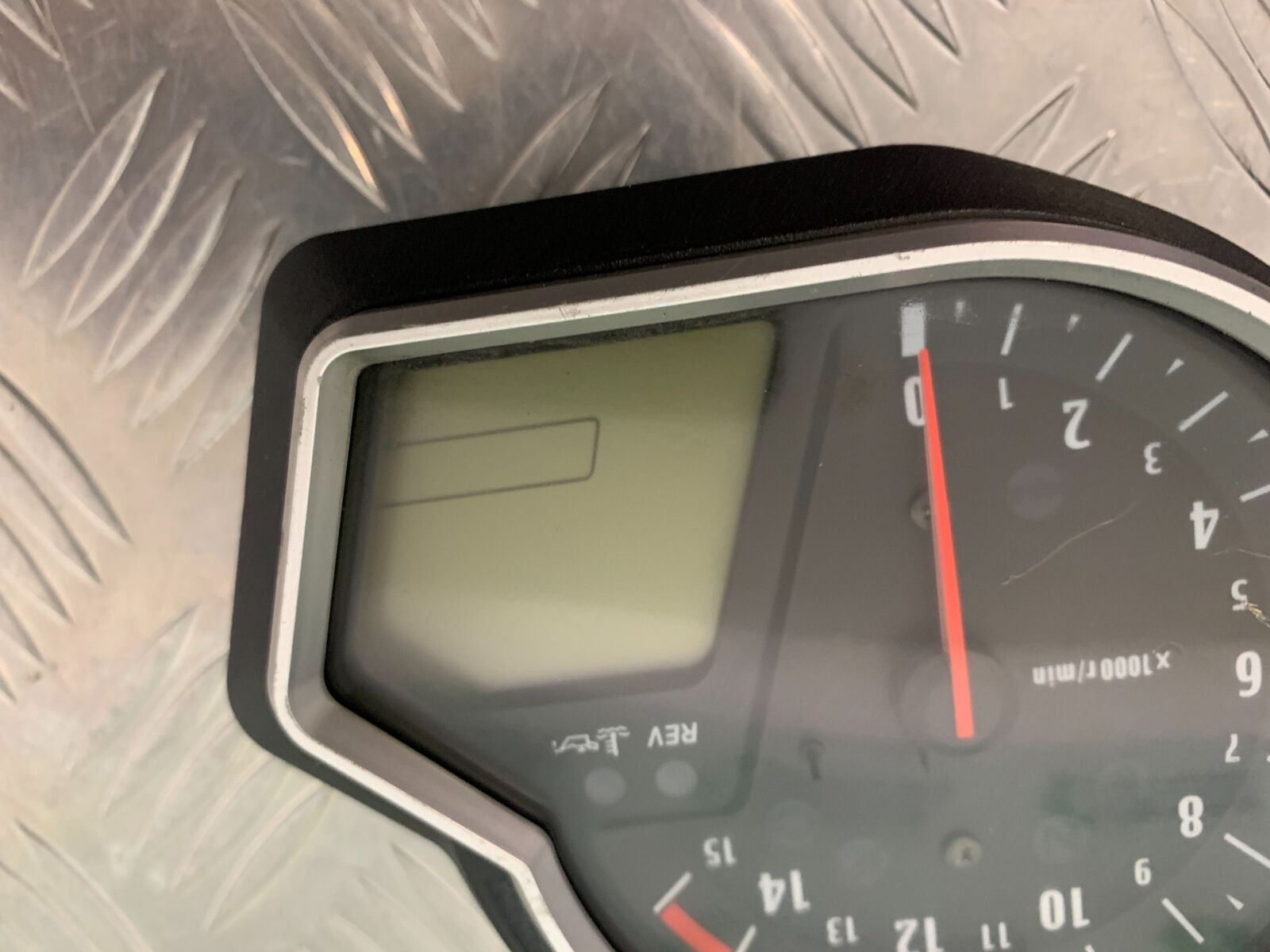 HONDA CBR1000 rr FIREBLADE CLOCKS SPEEDO DASH YEAR 2008-2011 (STOCK 986)