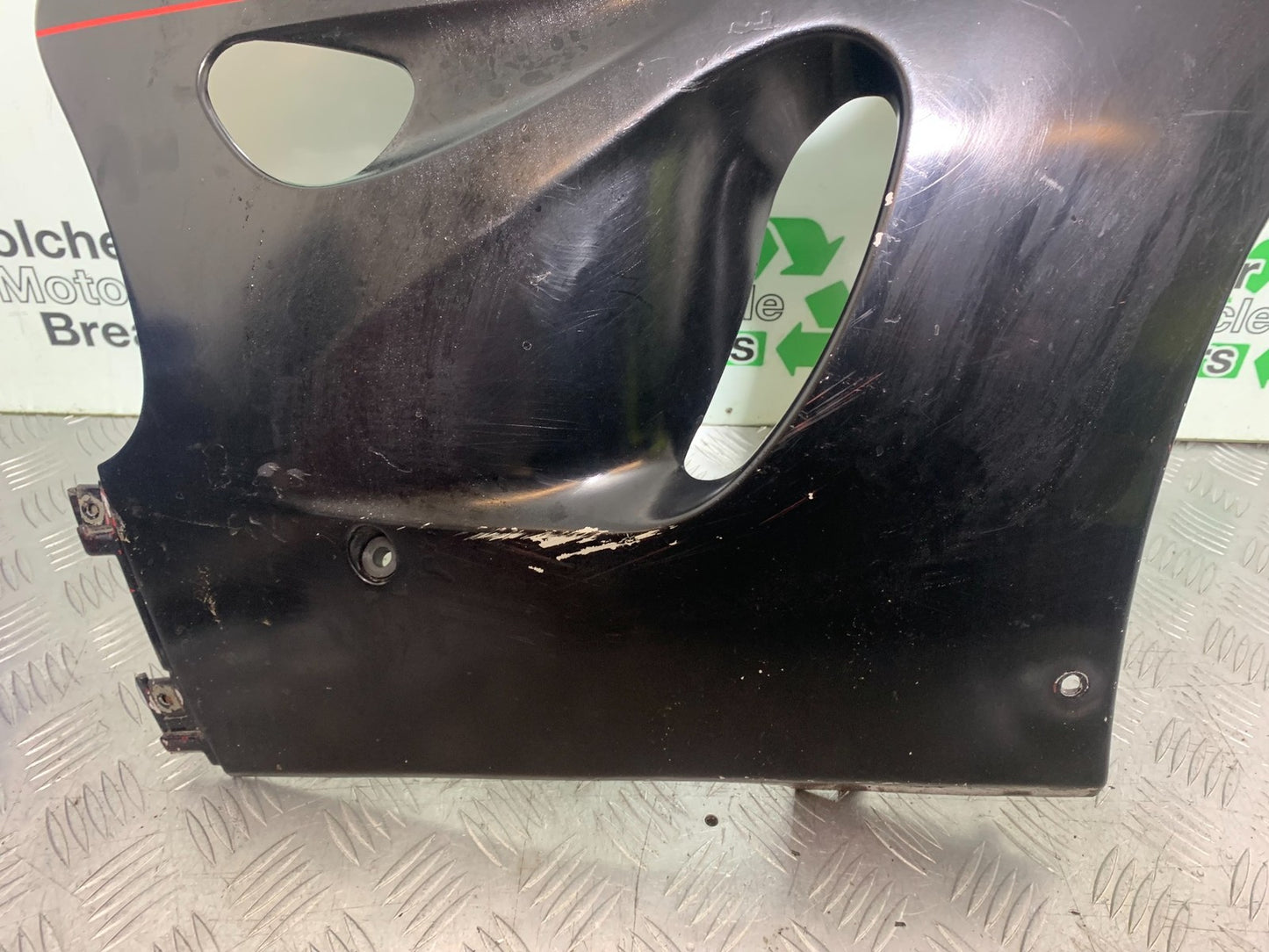 SUZUKI GSXR600 GSXR 600 SRAD RIGHT FAIRING PANEL YEAR 1997-2000 (CMB1276)