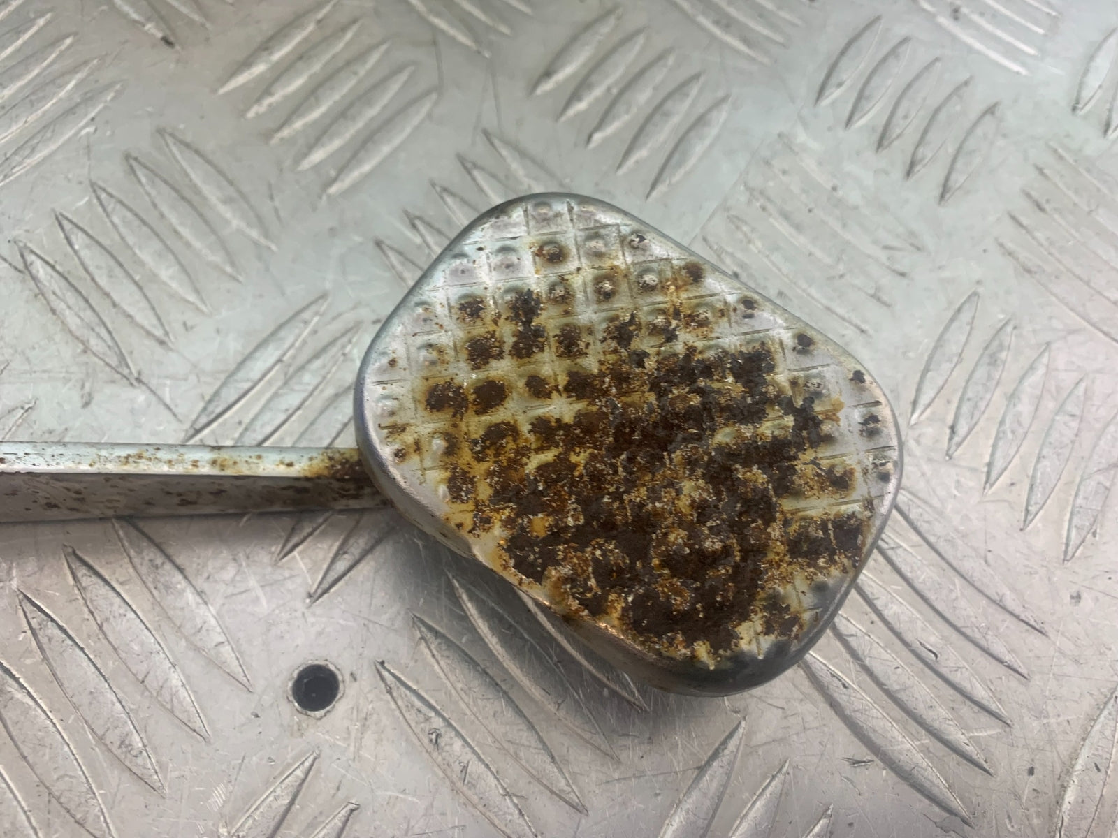 PIONEER XF250 REAR BRAKE PEDAL   YEAR 2009 (CMB1143)