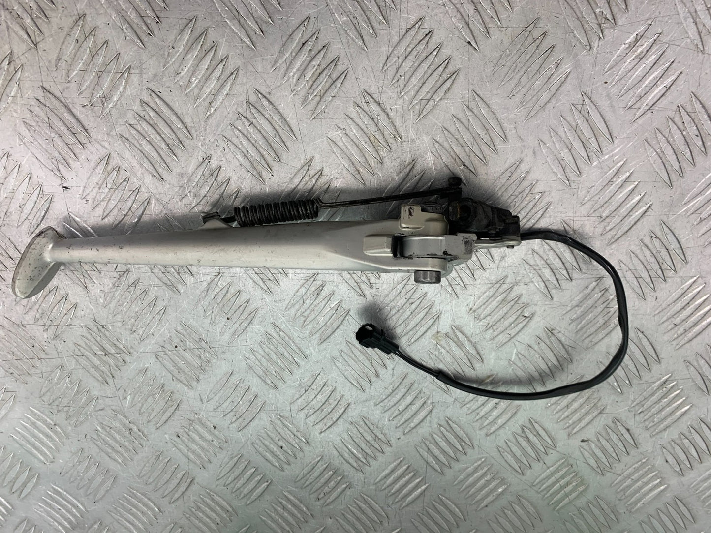 TRIUMPH 675 STREET TRIPLE RX SIDE STAND AND BRACKET  2015- 2017 (CMB1299)