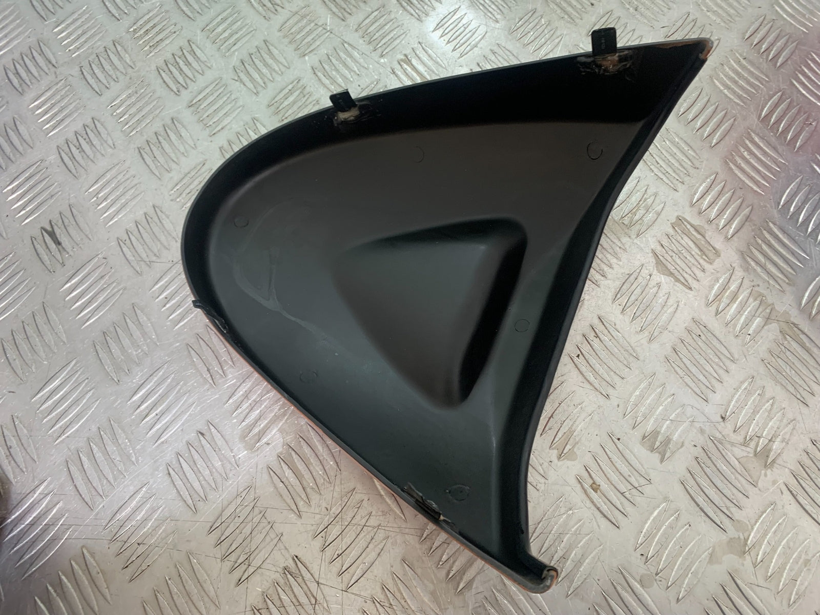 TRIUMPH TRIDENT 660 REAR SEAT COWL  YEAR 2021-2024 (CMB1148)
