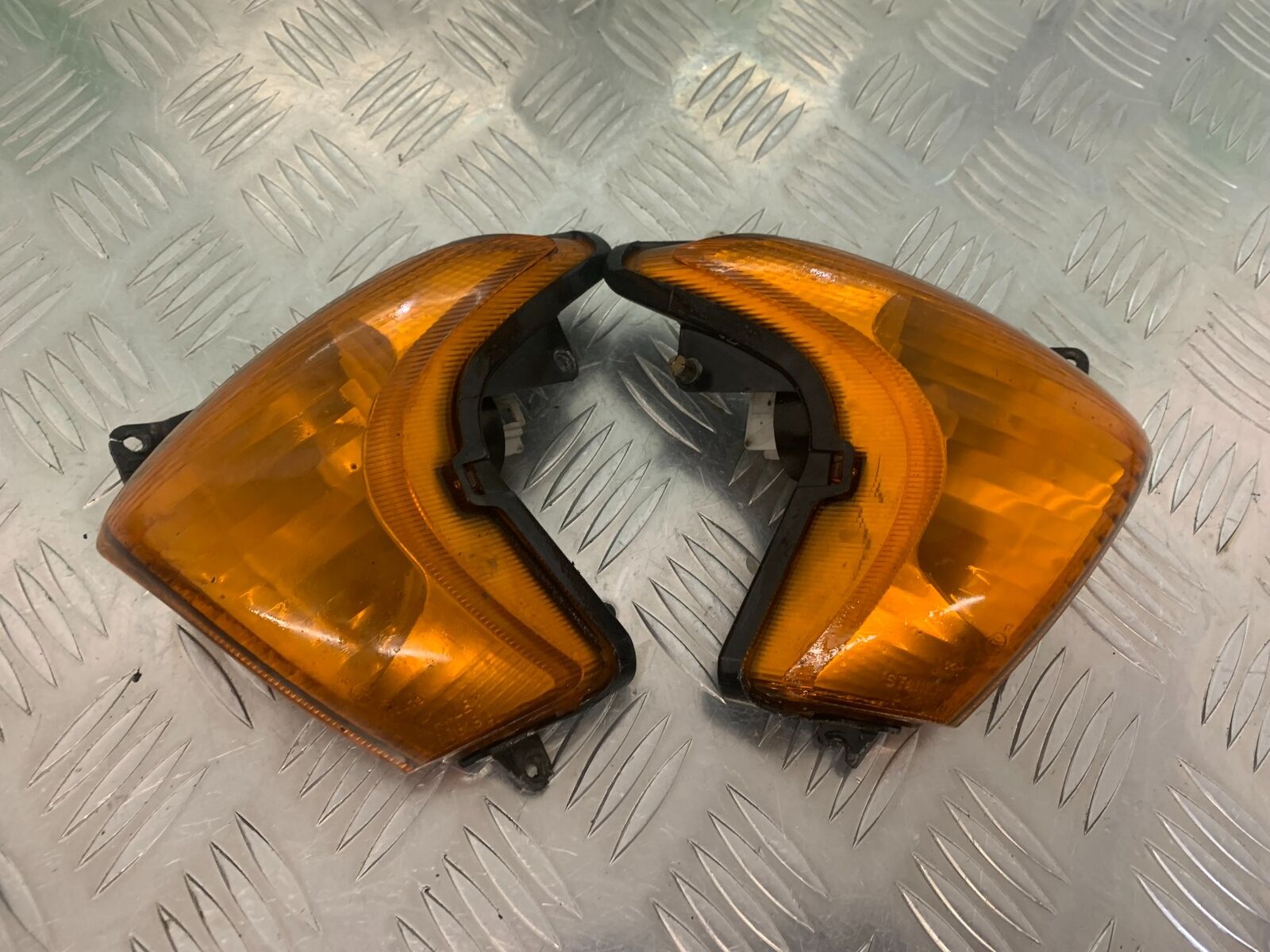 HONDA XL650 V TRANSALP FRONT INDICATORS  YEAR 2001-2006 (STOCK 975)