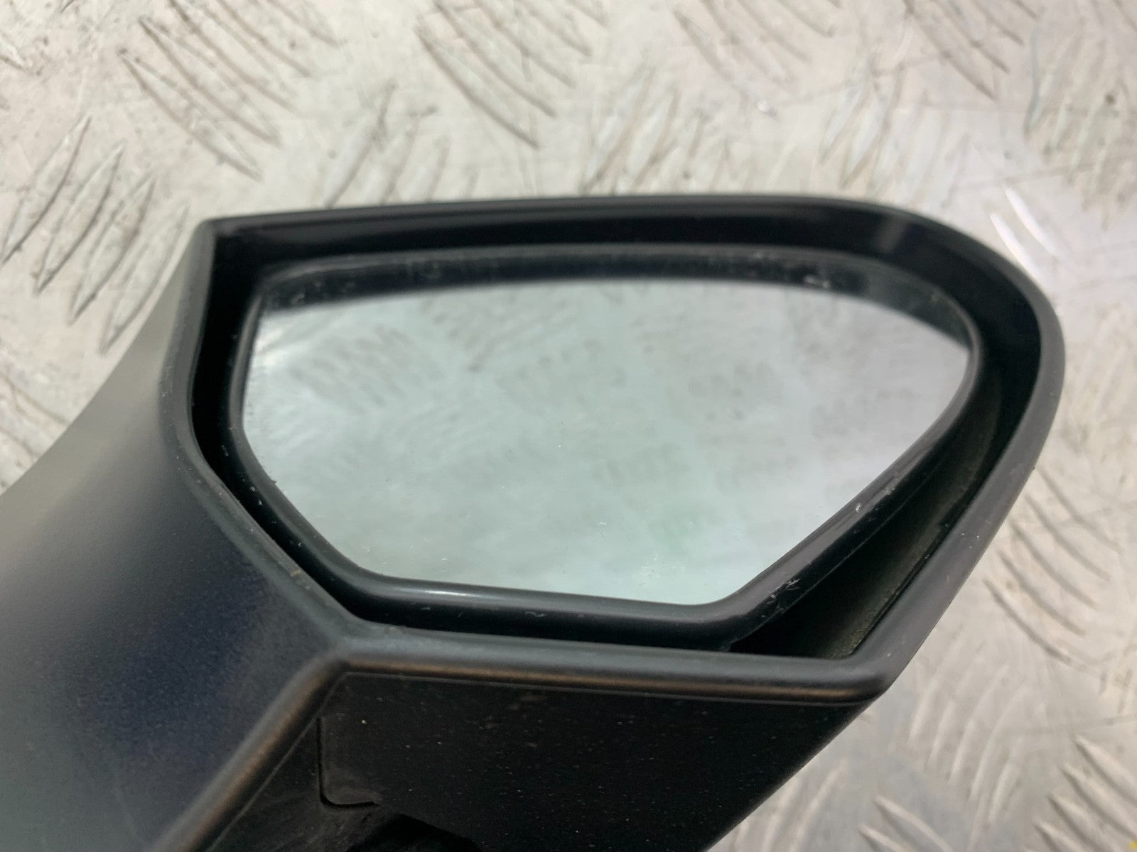 KAWASAKI GTR1400 GTR 1400 RIGHT MIRROR YEAR 2007-2009 (CMB1306)