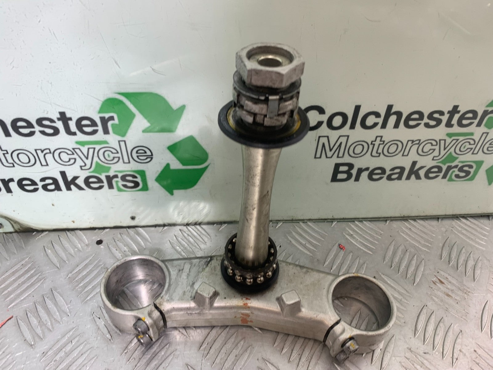 YAMAHA YZF R1 4C8 BOTTOM YOKE   YEAR 2007-2008 (CMB1237)