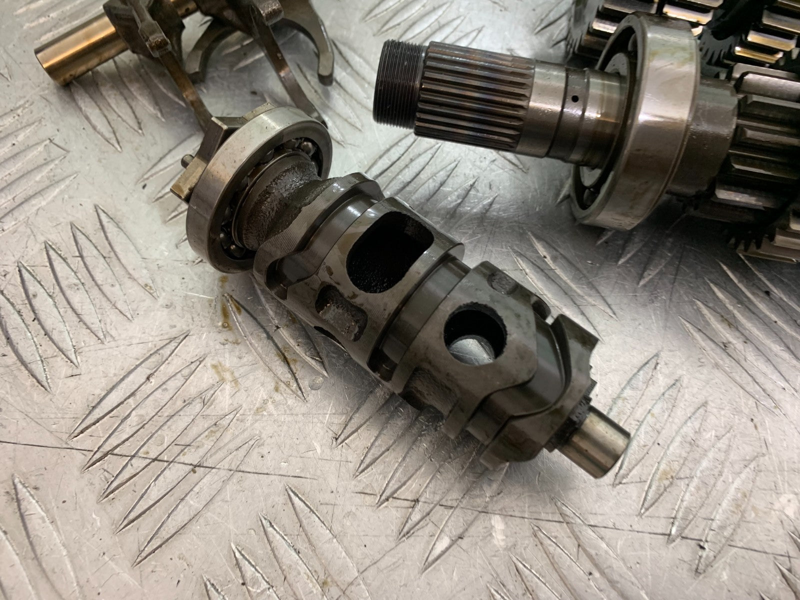 HONDA CBR1000 RR GEARBOX  YEAR 2008-2011 (CMB1330)
