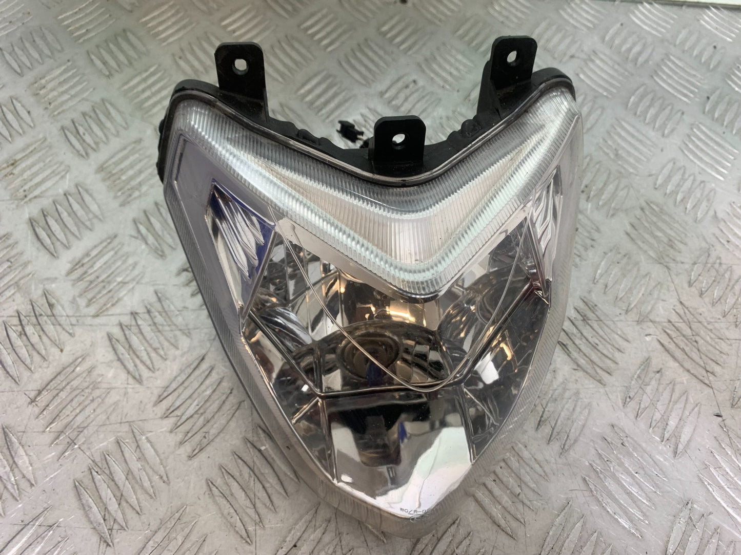 SINNIS TERRAIN 125 HEADLIGHT   YEAR 2017-2020 (CMB1241)