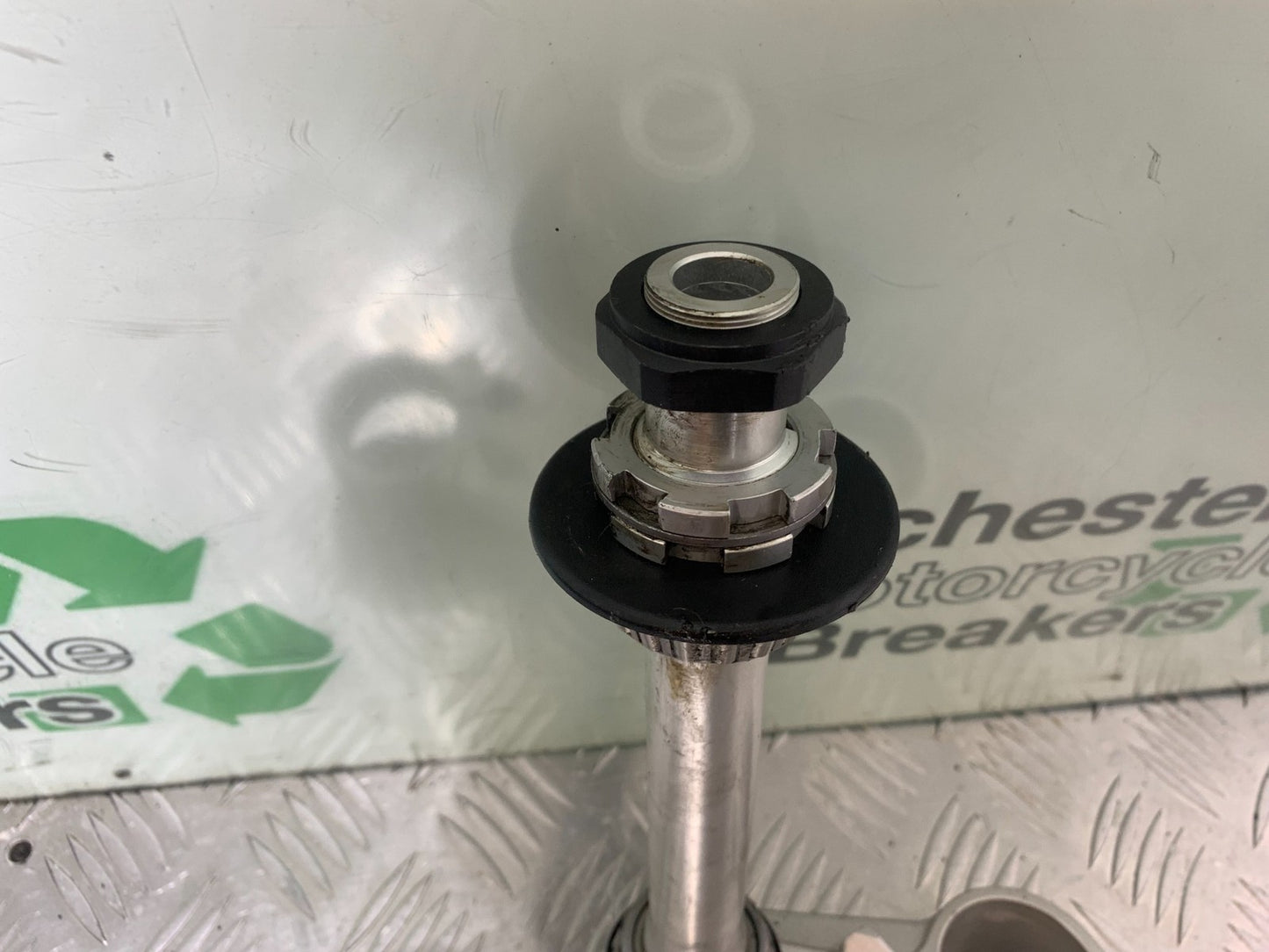 TRIUMPH 675 STREET TRIPLE BOTTOM YOKE  2013-2016 (CMB1186)