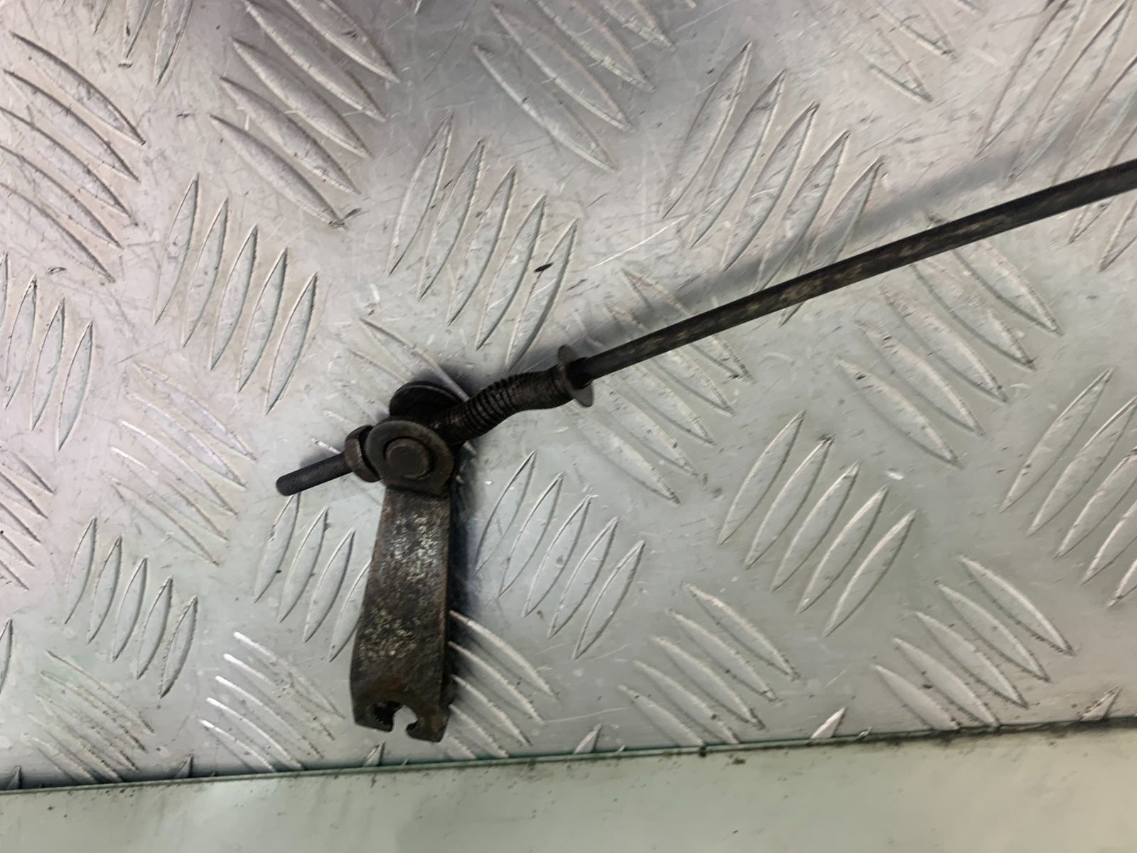 YAMAHA YBR125 YBR 125 BRAKE PEDAL AND ROD   YEAR 2010-2017 (CMB1163)