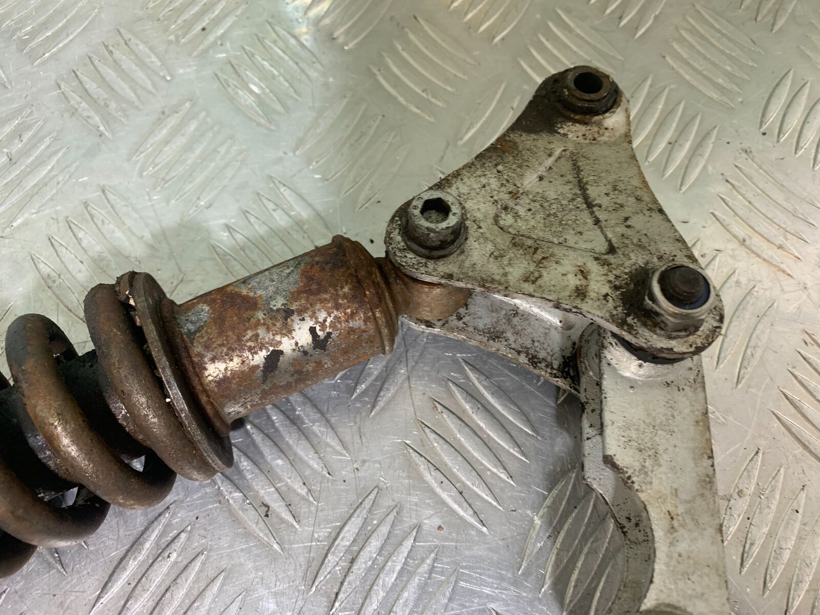 APRILIA RS50 RS 50 REAR SHOCK   YEAR 1996-1998 (CMB1132)