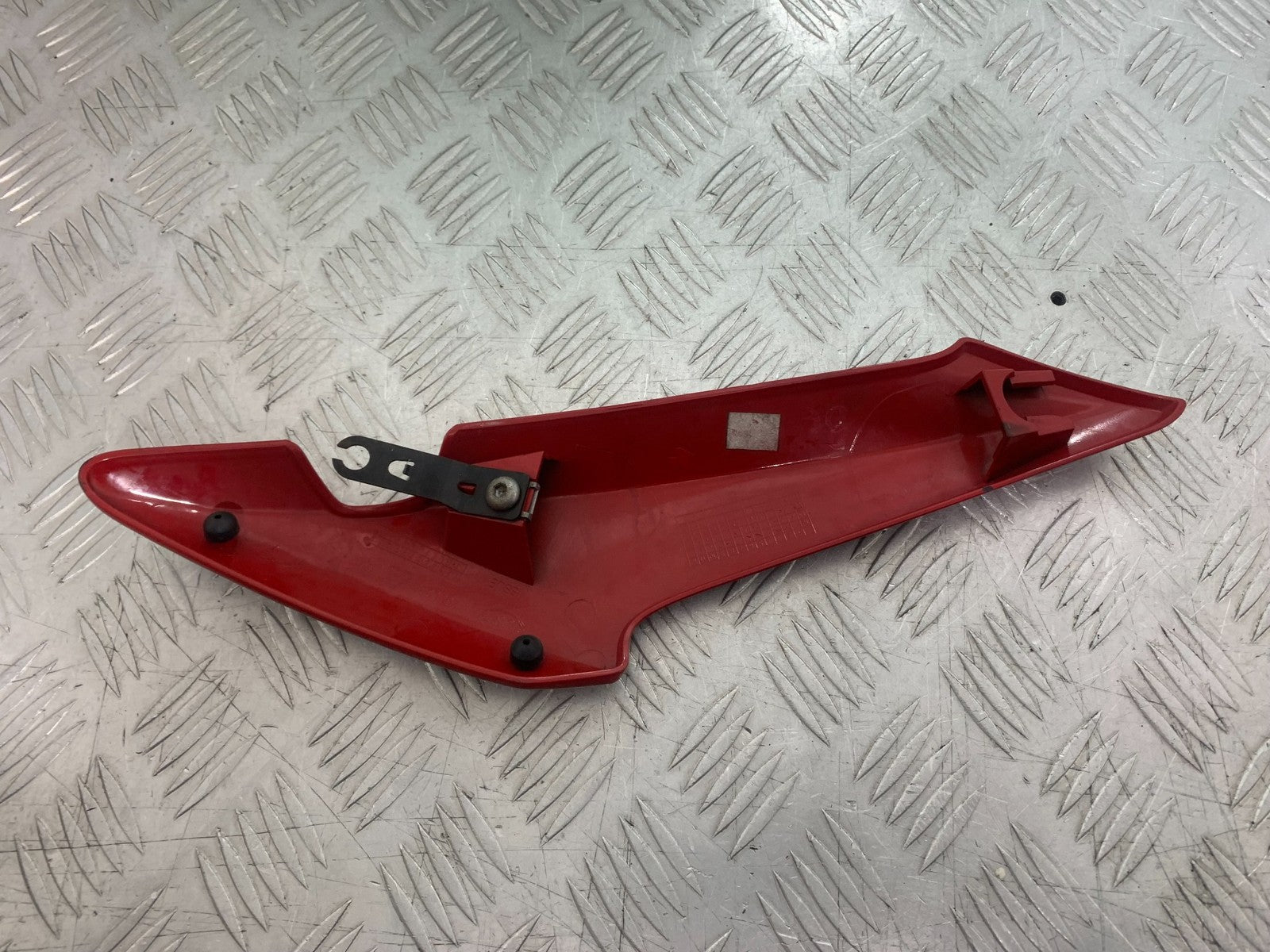 TRIUMPH 675 STREET TRIPLE RX LEFT FAIRING PANEL  2015- 2017 (CMB1299)