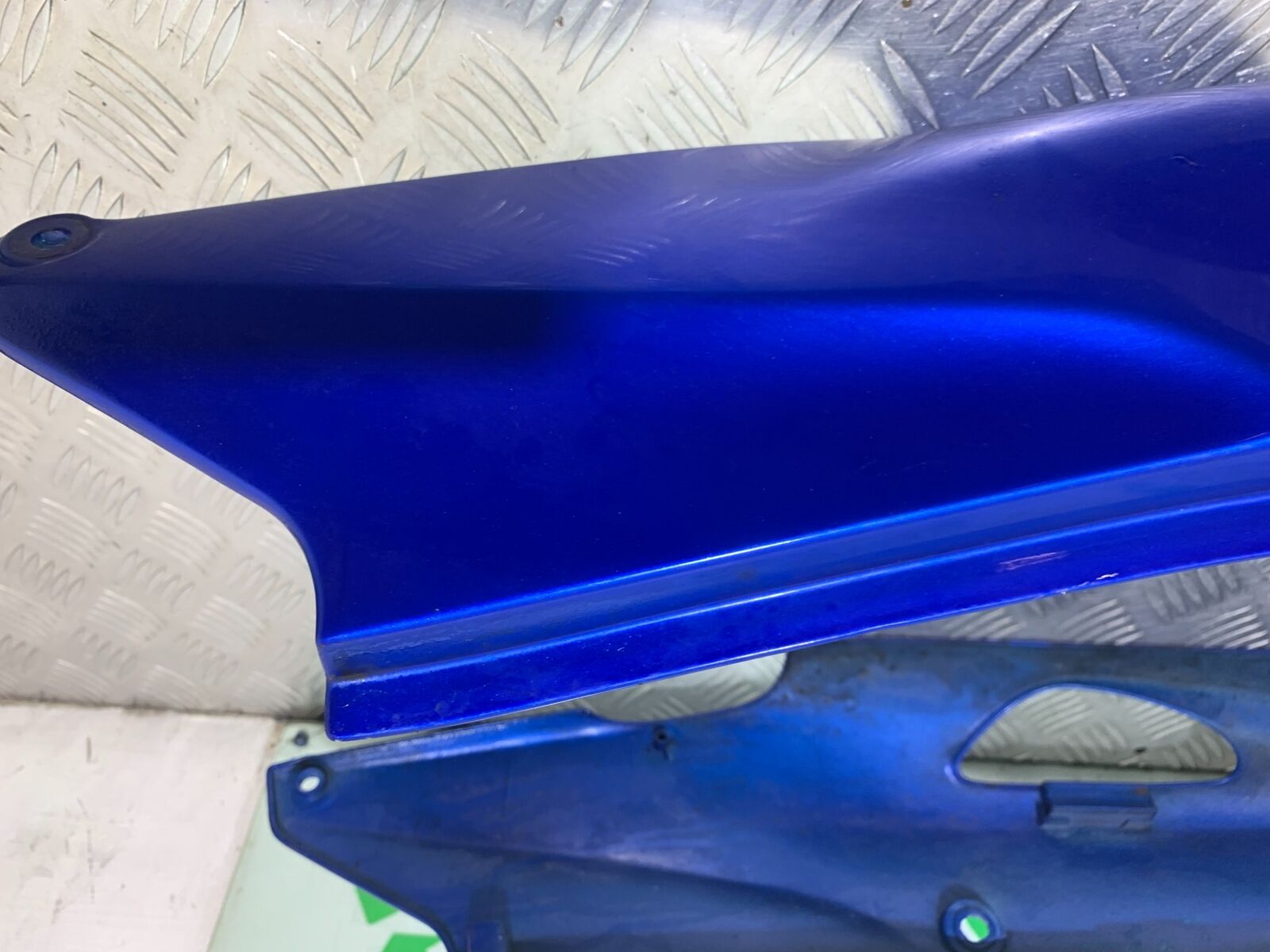 HONDA CBR1100 BLACKBIRD TAIL PIECE   YEAR 1999-2005 (CMB1103)