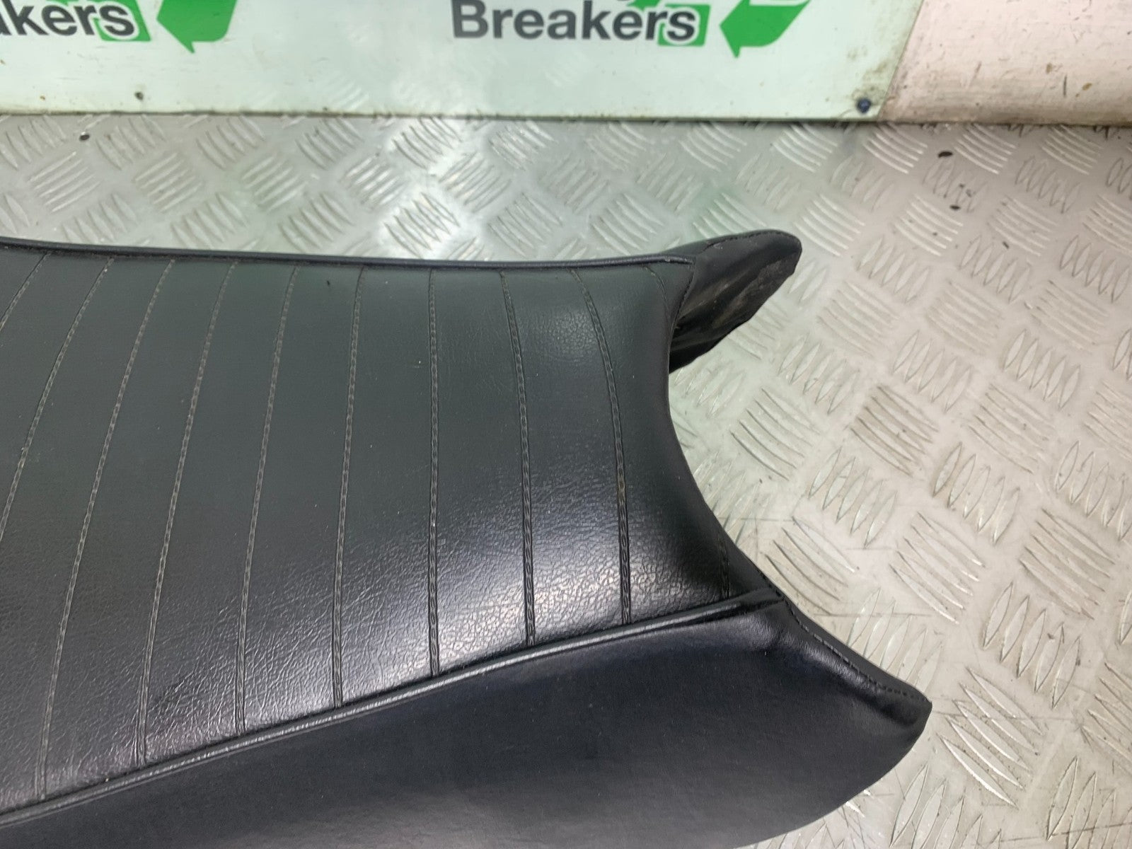 HONDA NTV 600 REVERE SEAT YEAR 1988-1996  (CMB1281)