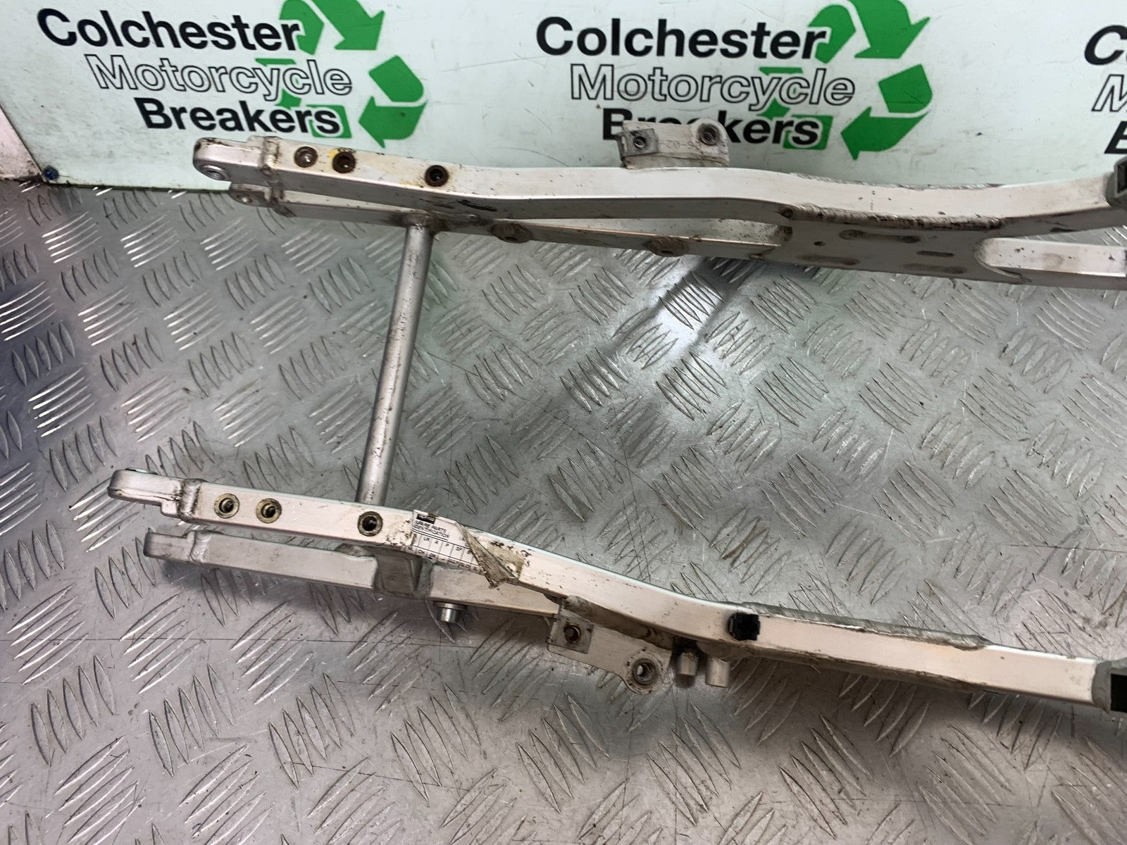 APRILIA RSV1000 RSV 1000 MILLE REAR SUBFRAME  1998- 2003 (CMB1184)