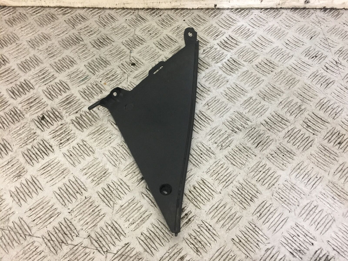SUZUKI GSXR 750 L1-L5 LEFT INNER INFILL YEAR 2012-2016 (STOCK 698)