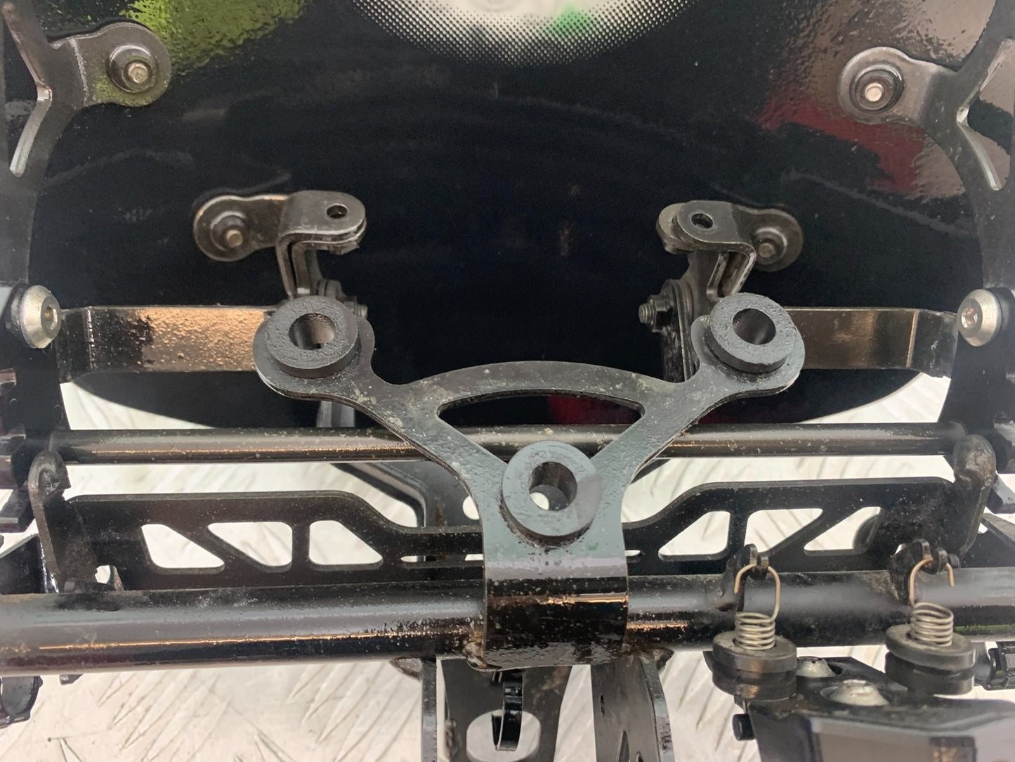 KAWASAKI Z1000 SX FAIRING BRACKET AND SCREEN  YEAR 2014-16 (CMB1264)