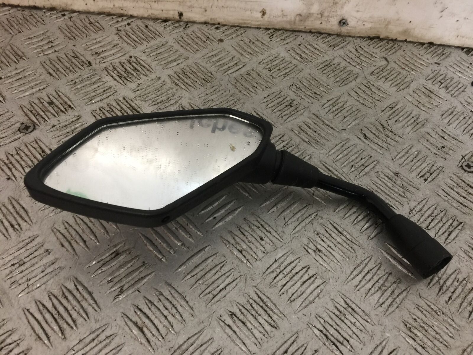 KAWASAKI Z1000 LEFT MIRROR   YEAR 2007-2009 (STOCK 763)