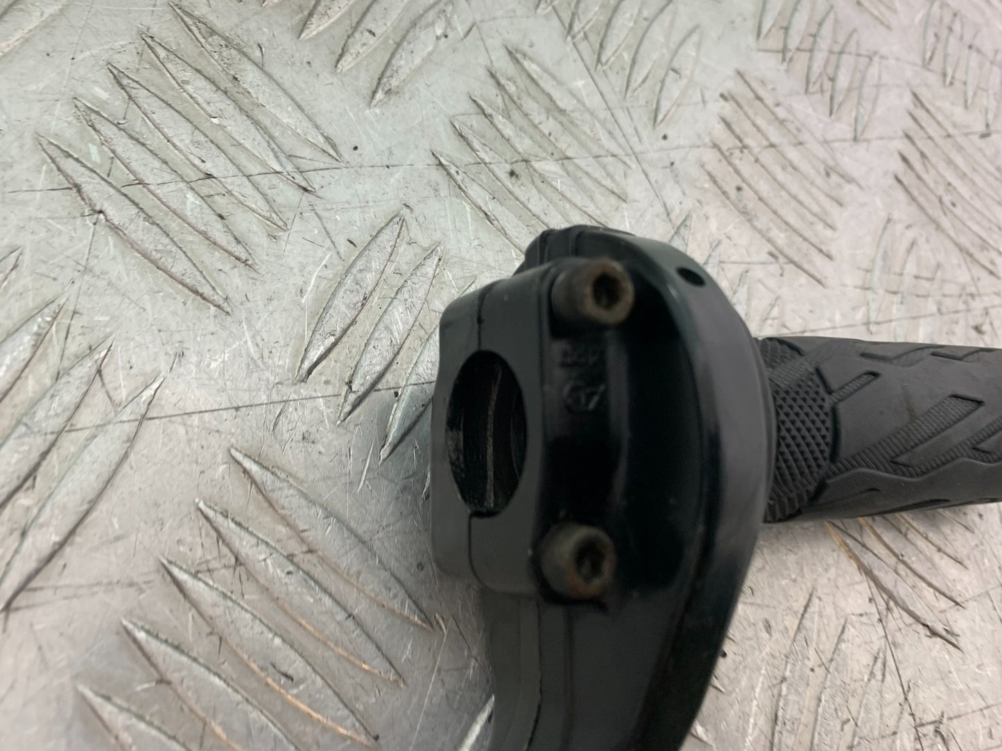 SUZUKI DL1000 V-STROM THROTTLE AND GRIP  YEAR 2014-2019 (CMB1325)