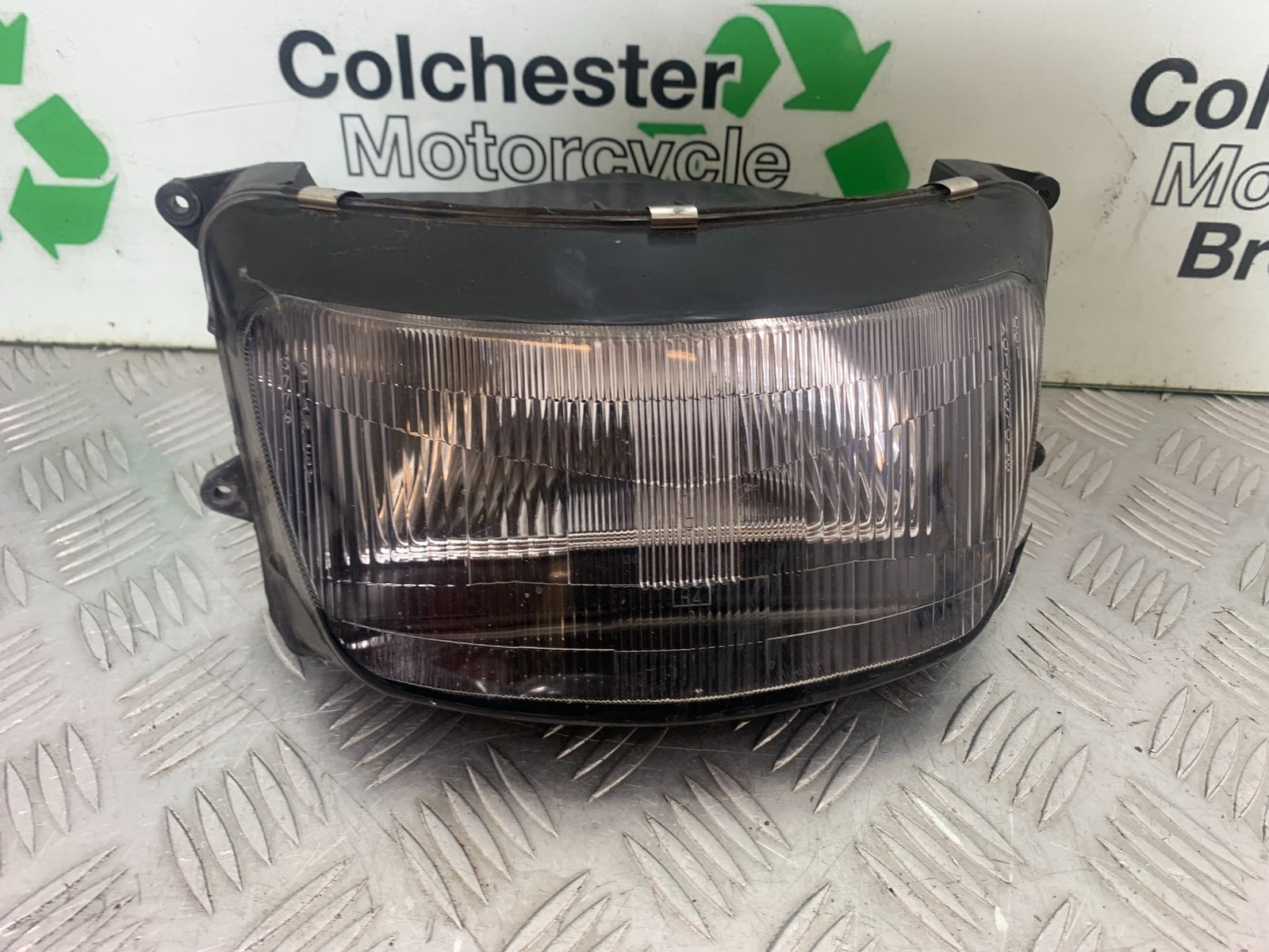 KAWASAKI ZZR1100 D HEADLIGHT   YEAR 1993-2001 (CMB1164)