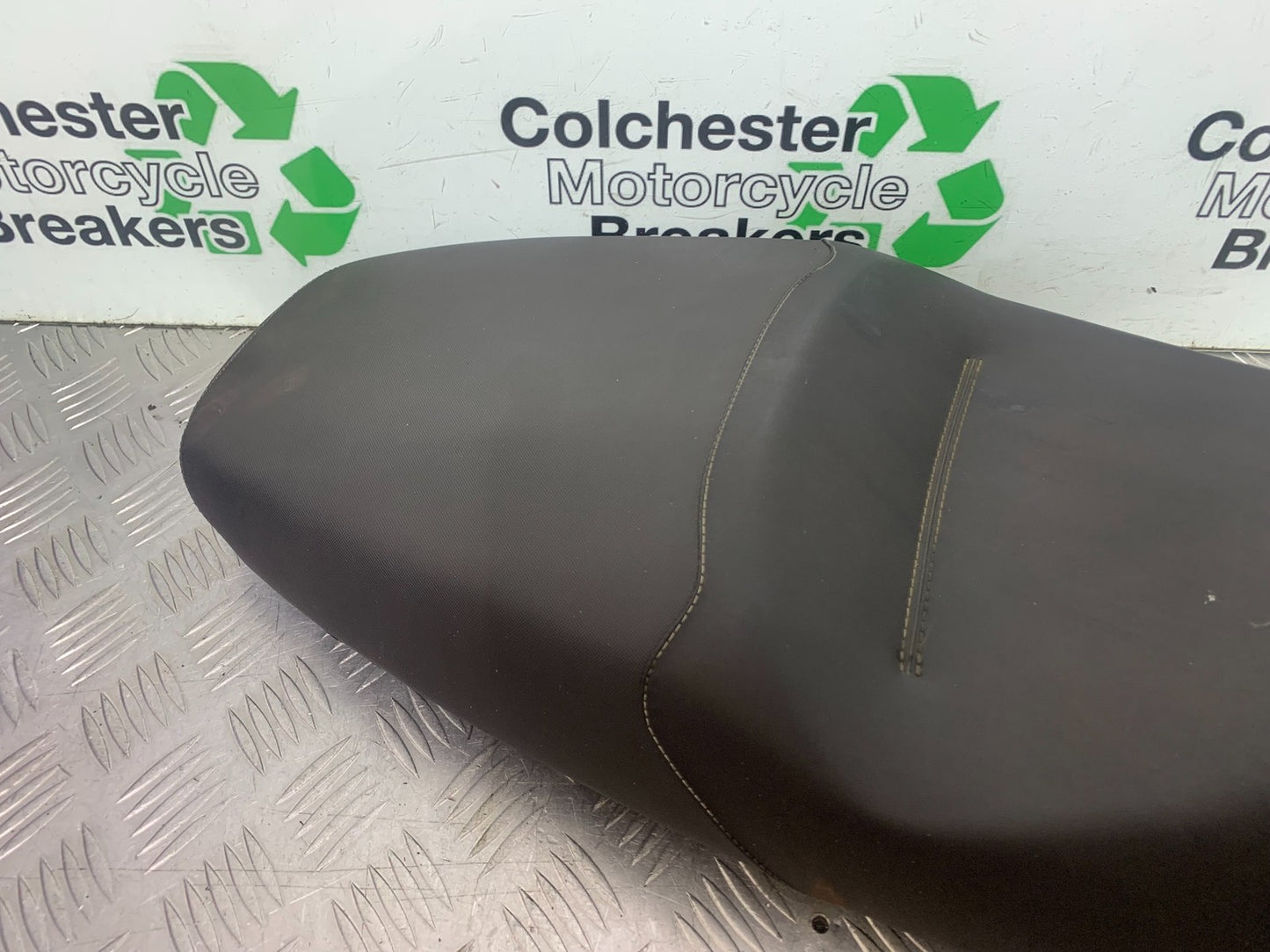 APRILIA 650 PAGASO STRADA SEAT   YEAR 2005-2010 (CMB1260)