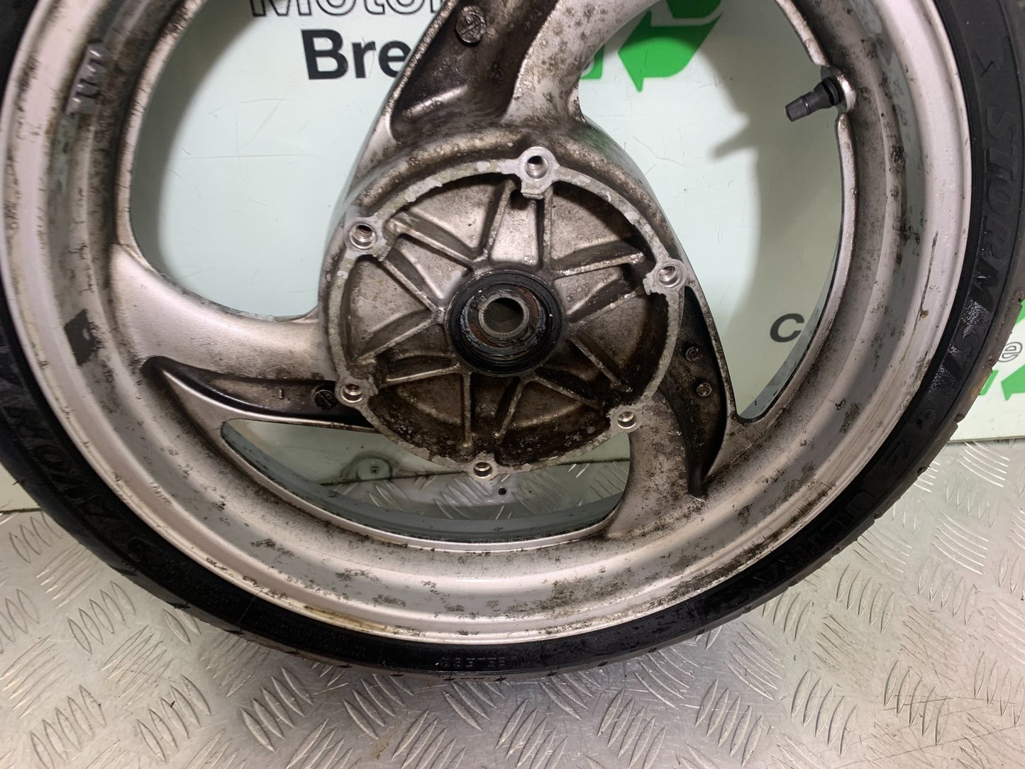 HONDA NT650 V DEAUVILLE FRONT WHEEL  YEAR 1999 (CMB1268)