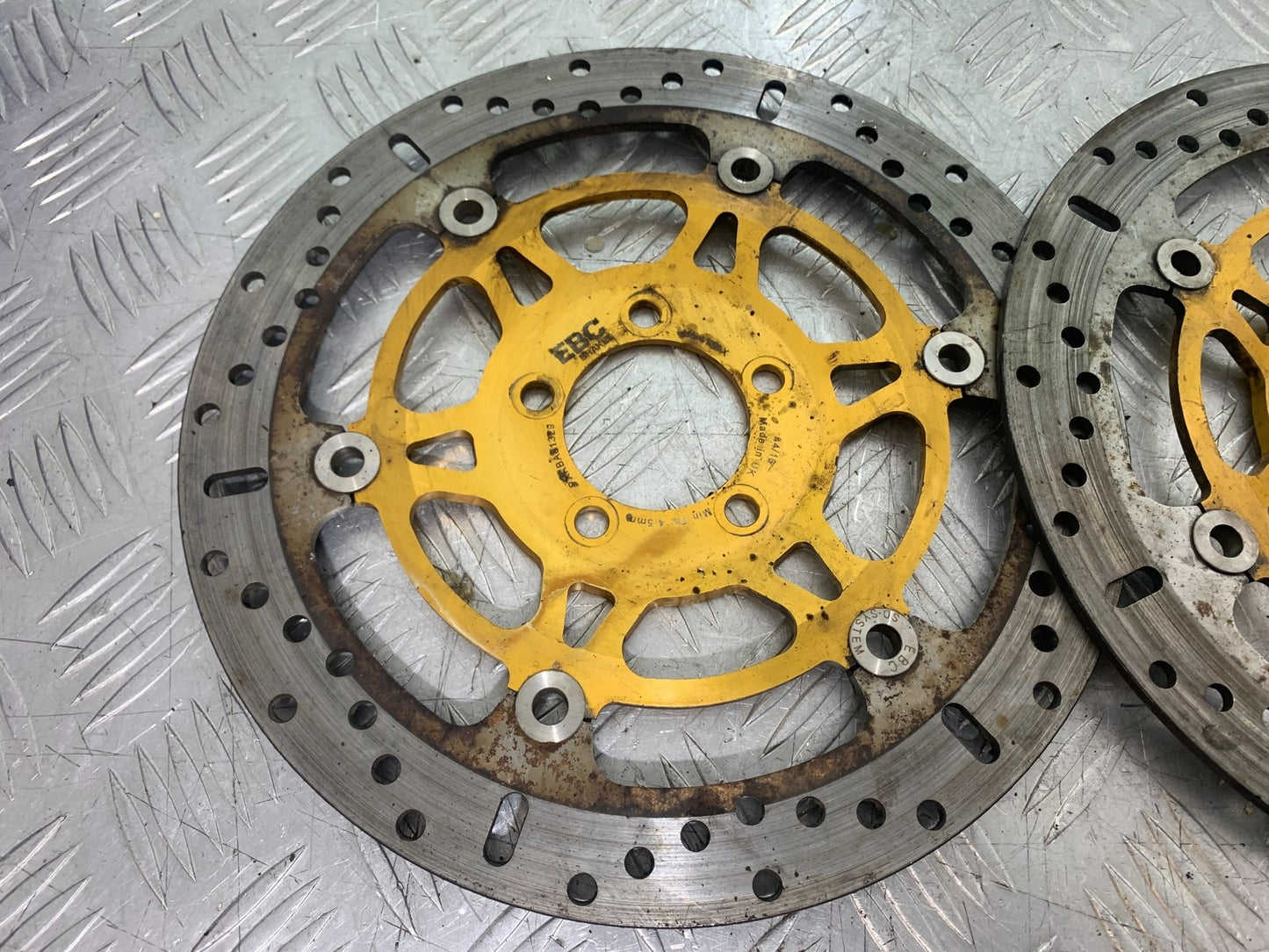 KAWASAKI Z750 Z 750 FRONT BRAKE DISCS YEAR 2004-2006  (CMB1234)