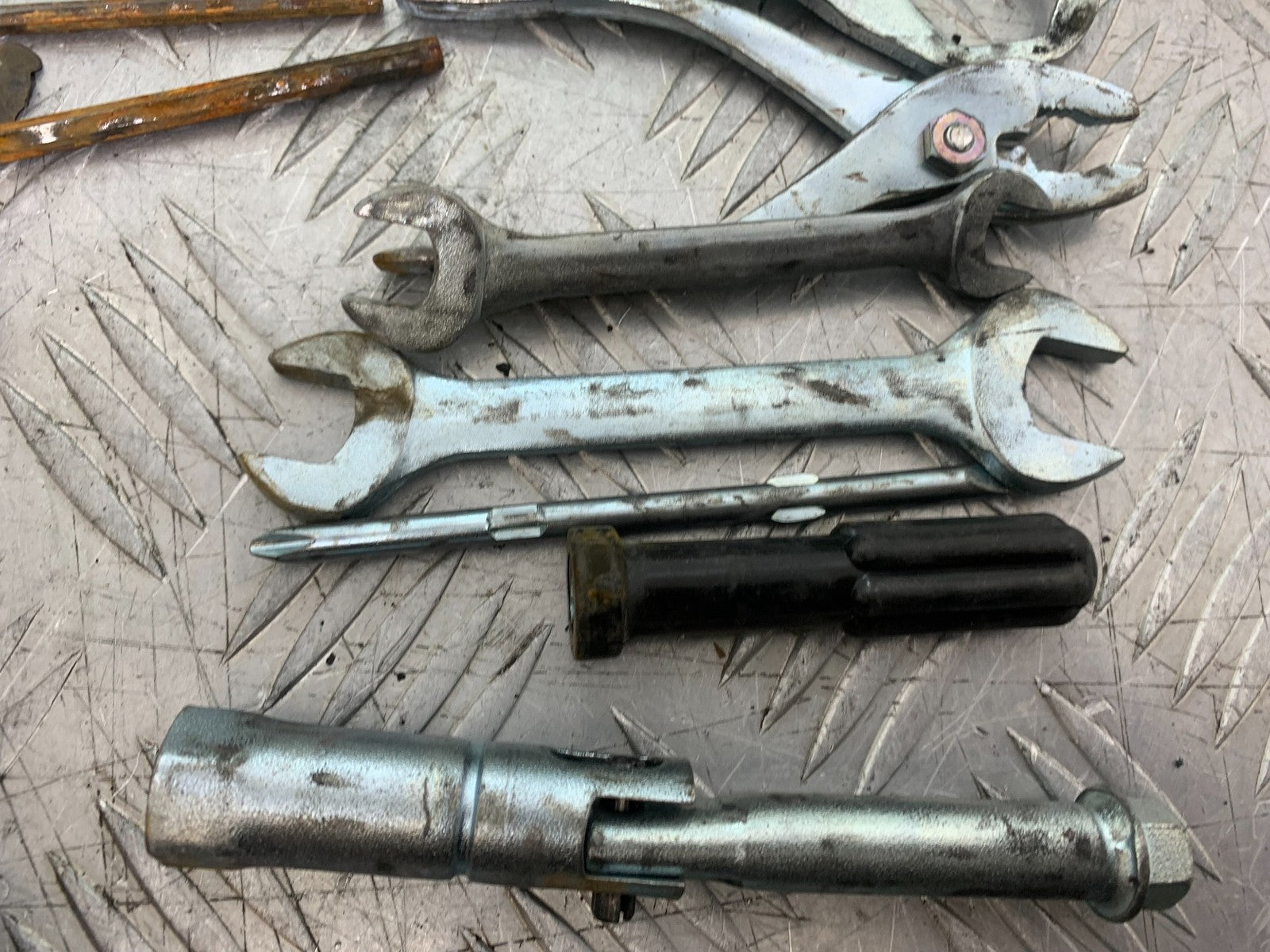 KAWASAKI ZX10R ZX10 R TOOL KIT   2008-2010 (CMB1301)