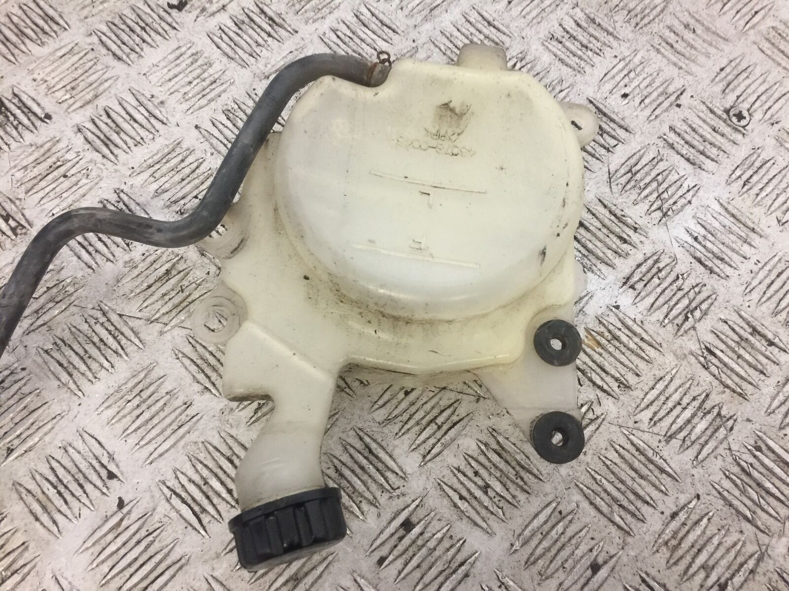 KAWASAKI VN900 CLASSIC COOLANT BOTTLE  YEAR 2006-2015 (STOCK 706)