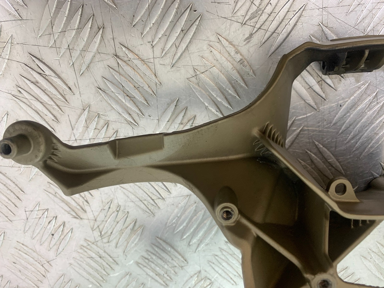 DUCATI 1299 PANIGALE FAIRING BRACKET  YEAR 2016 (CMB 1187)