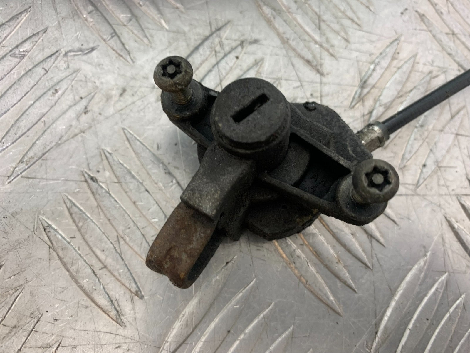 YAMAHA FZS1000 FAZER LOCKS AND KEY  YEAR 2001-05 (CMB1275)