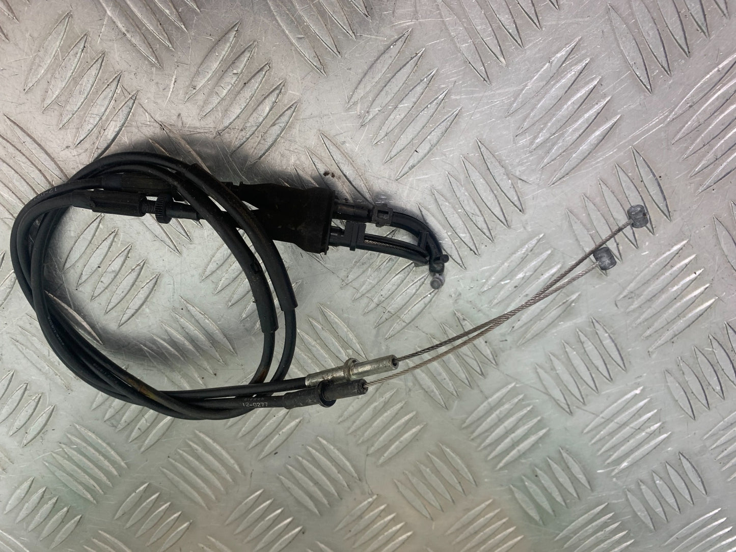 KAWASAKI ZX6R THROTTLE CABLES  YEAR 2009-2012 (CMB1136)