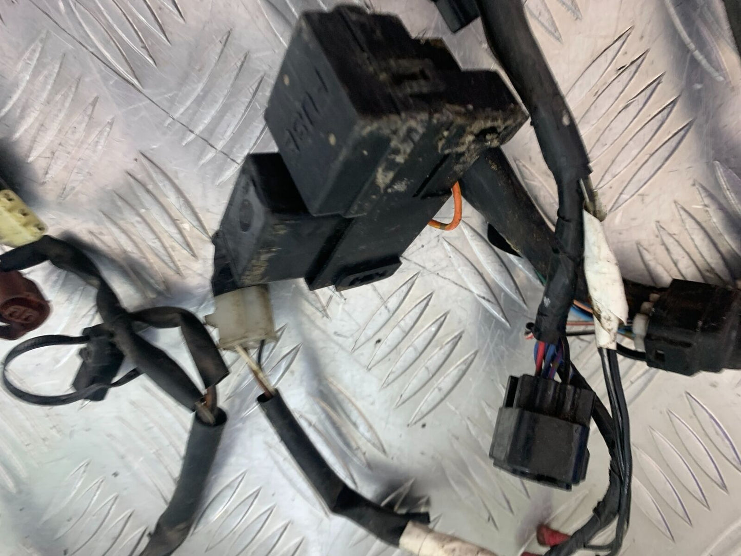 SUZUKI GSXR600 GSXR 600 K1 K2 WIRING LOOM  1999-02 (CMB1121)