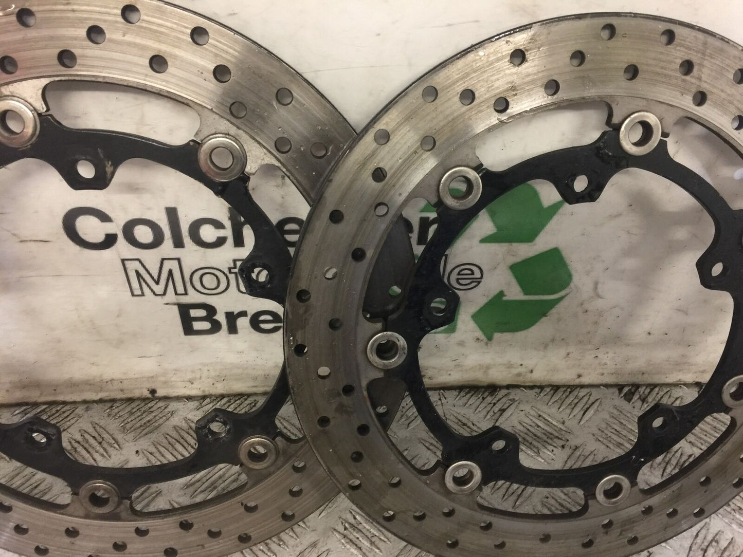 YAMAHA R6 5SL FRONT BRAKE DISCS  YEAR 2004 (STOCK 666)